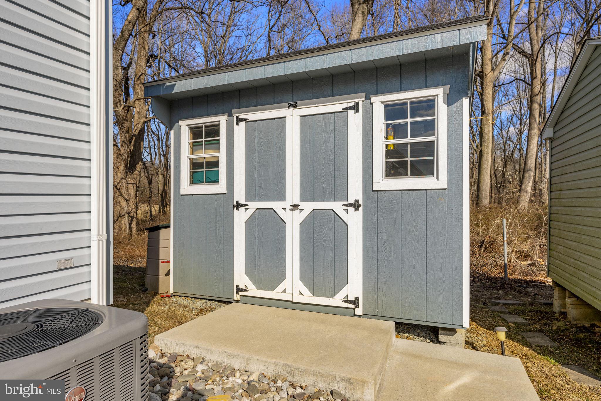 CINNAMON WOODS - Residential