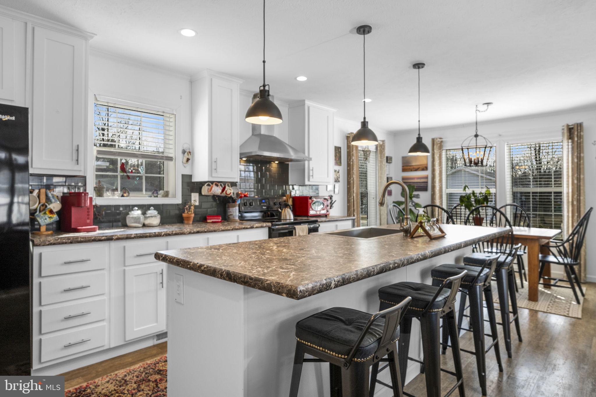 CINNAMON WOODS - Residential