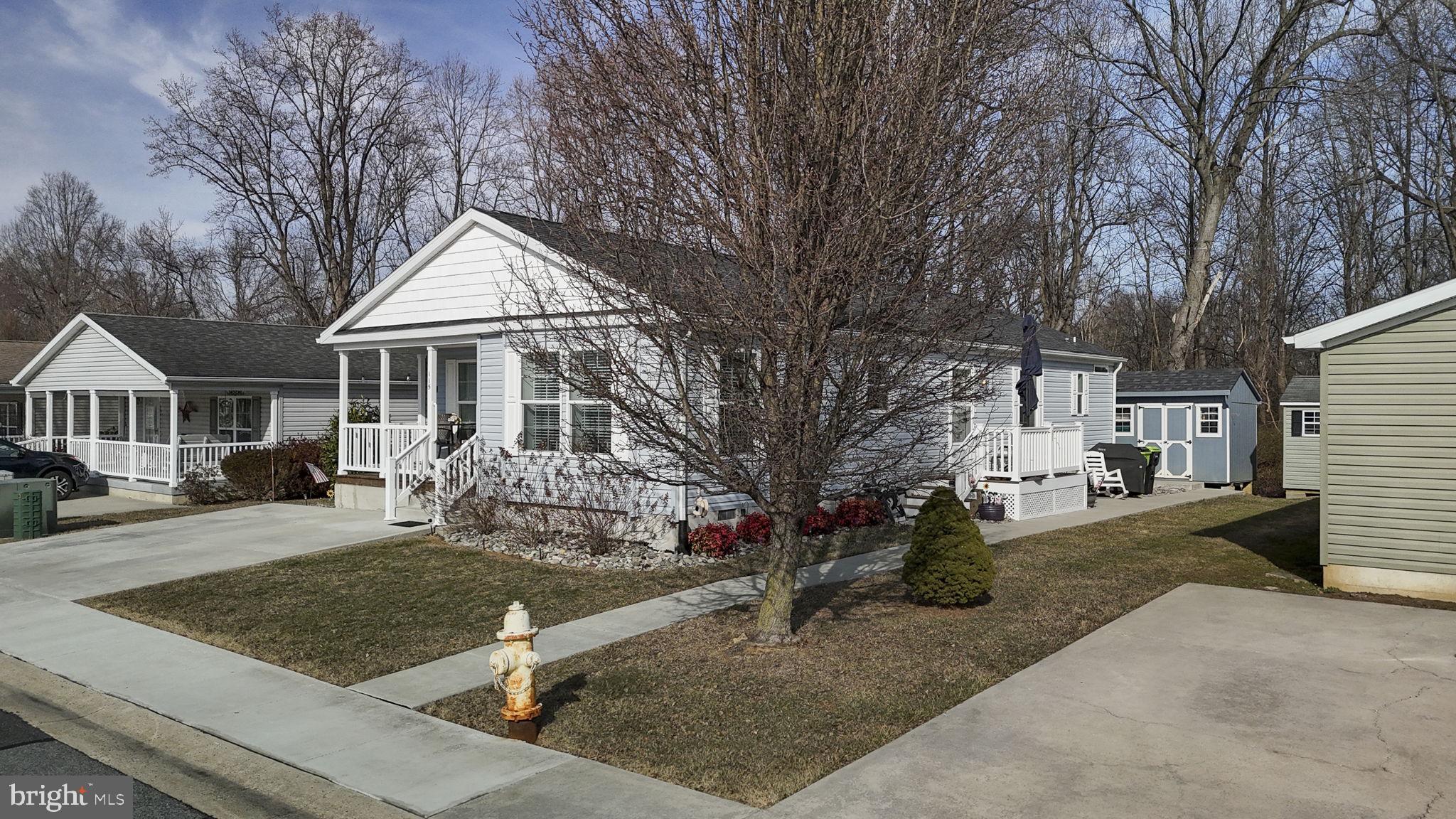 CINNAMON WOODS - Residential