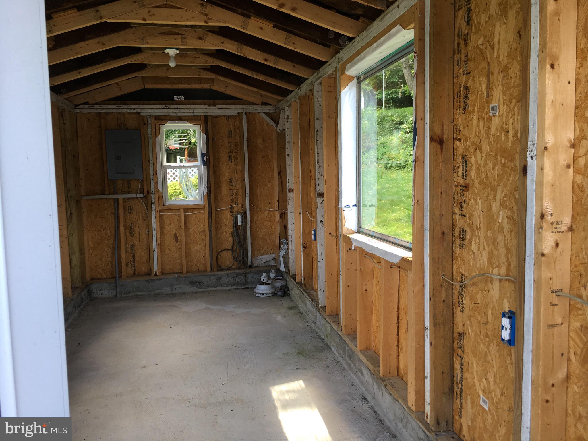 HERALD HARBOR - Residential Lease