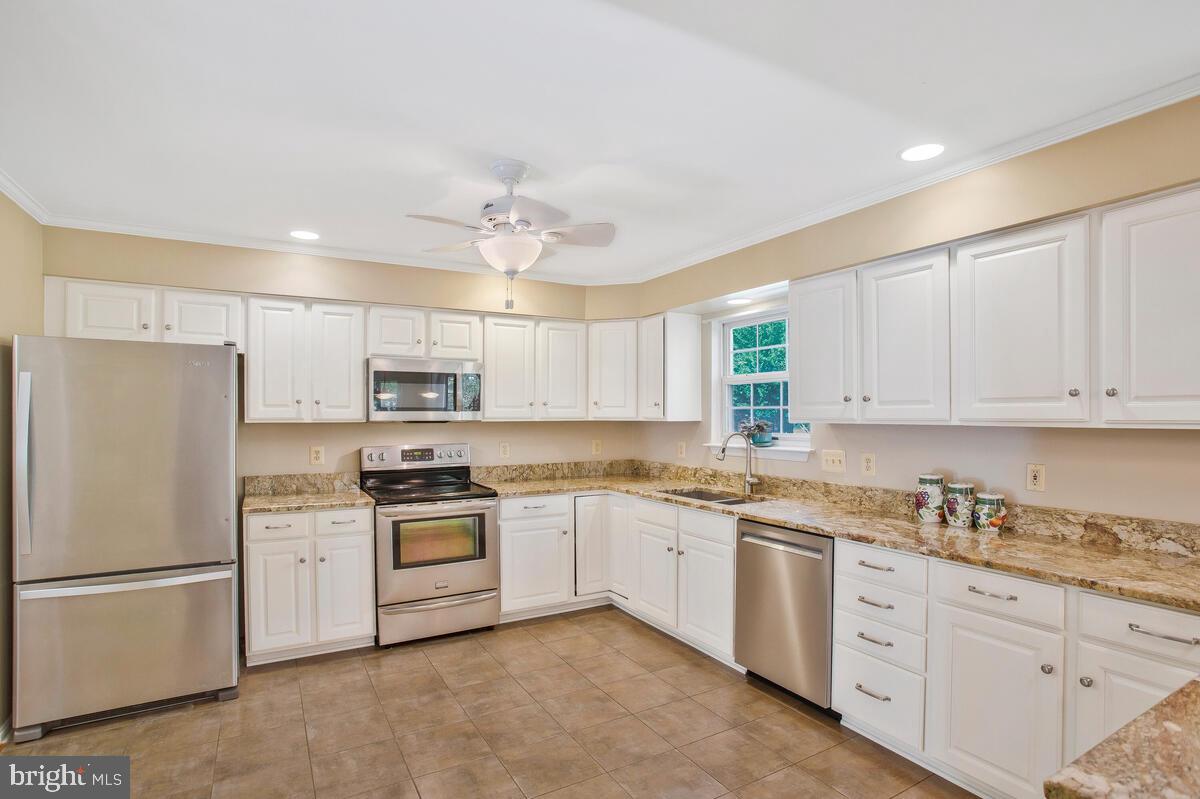 RIDGE VIEW - Residential