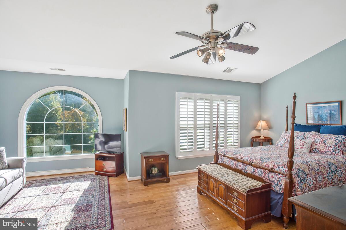 RIDGE VIEW - Residential