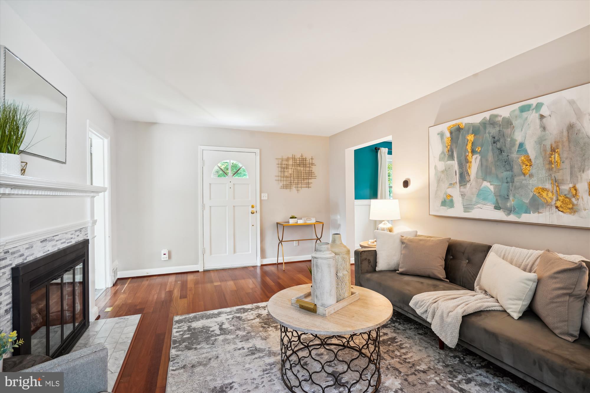 OVER LEE KNOLLS - Residential