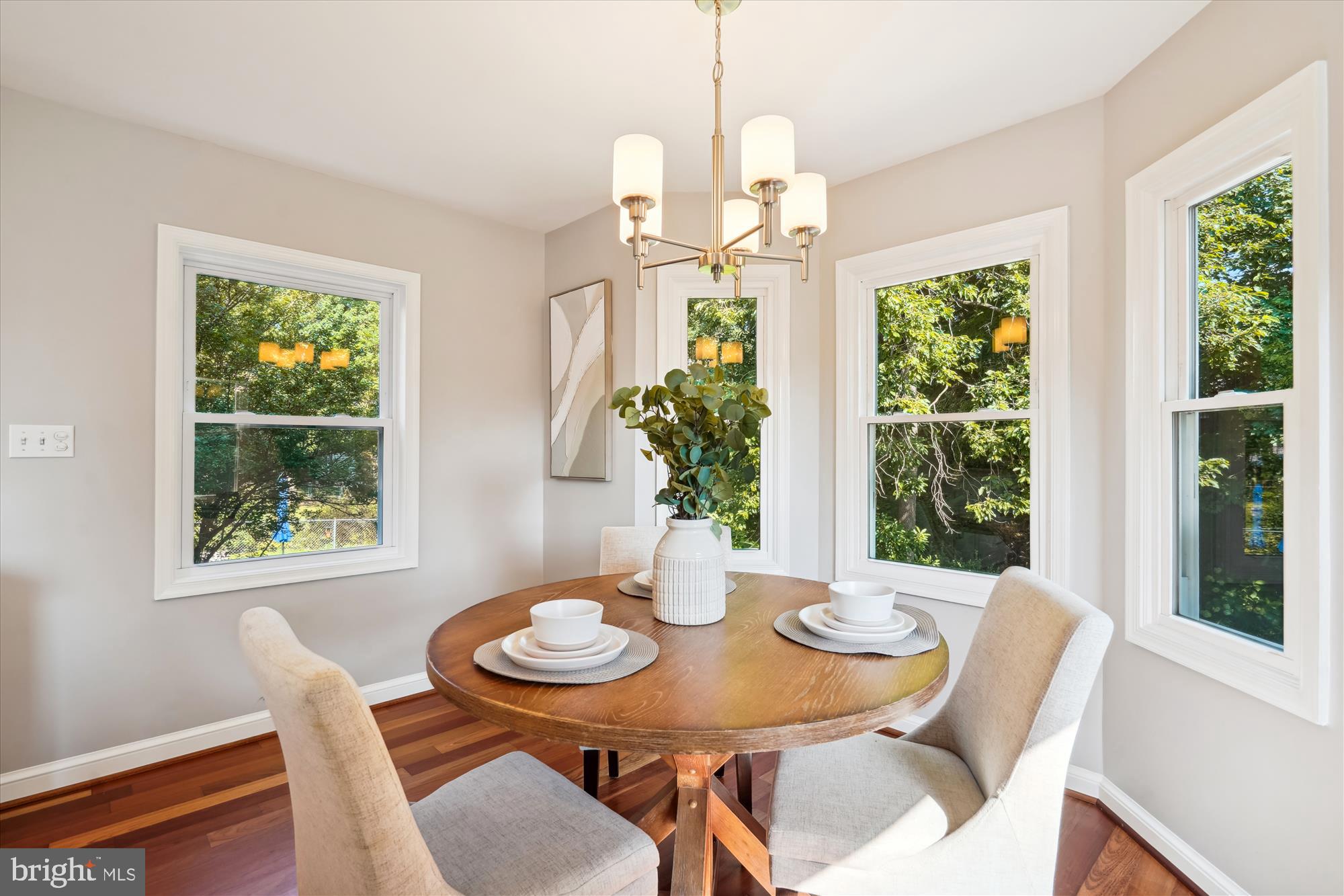 OVER LEE KNOLLS - Residential