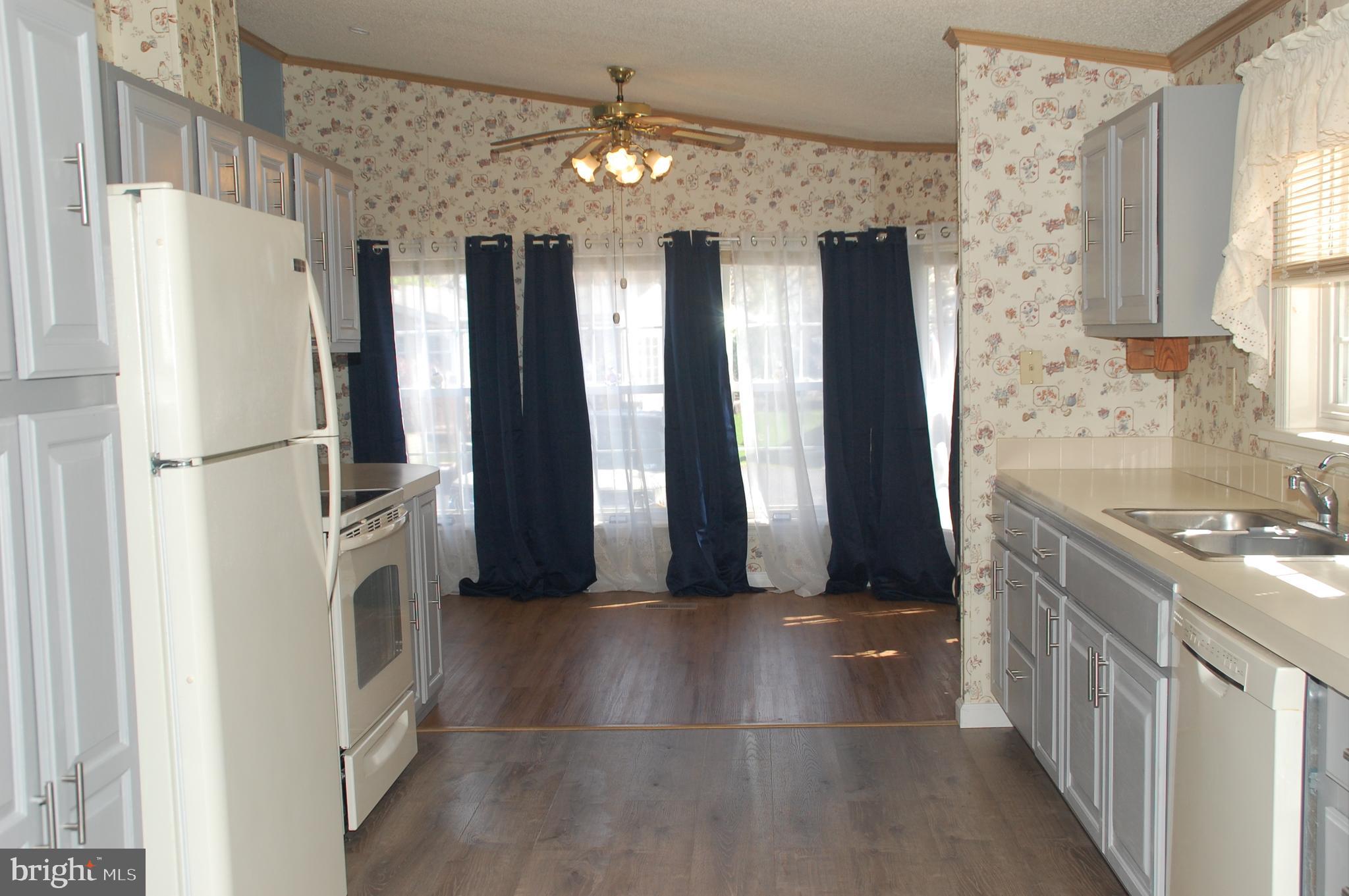 HIDDEN SPRINGS - Residential