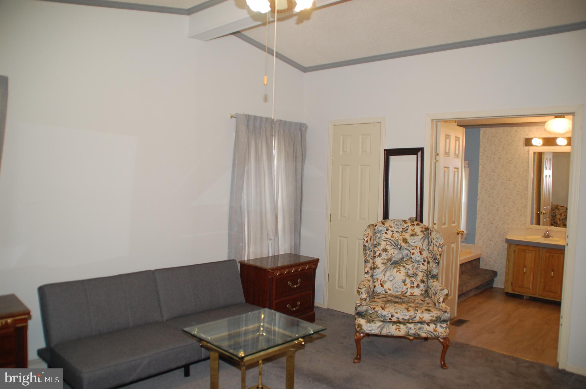 HIDDEN SPRINGS - Residential