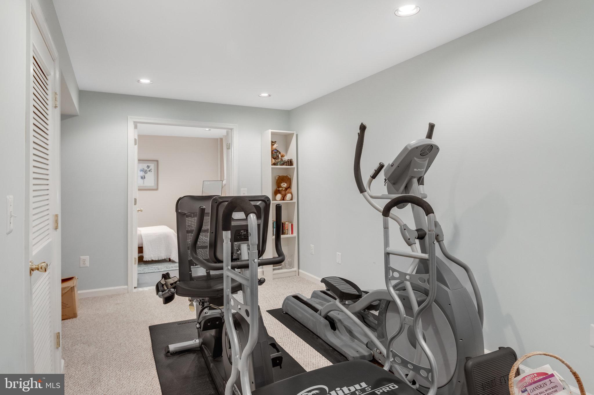 WINDING CREEK ESTATES - Residential