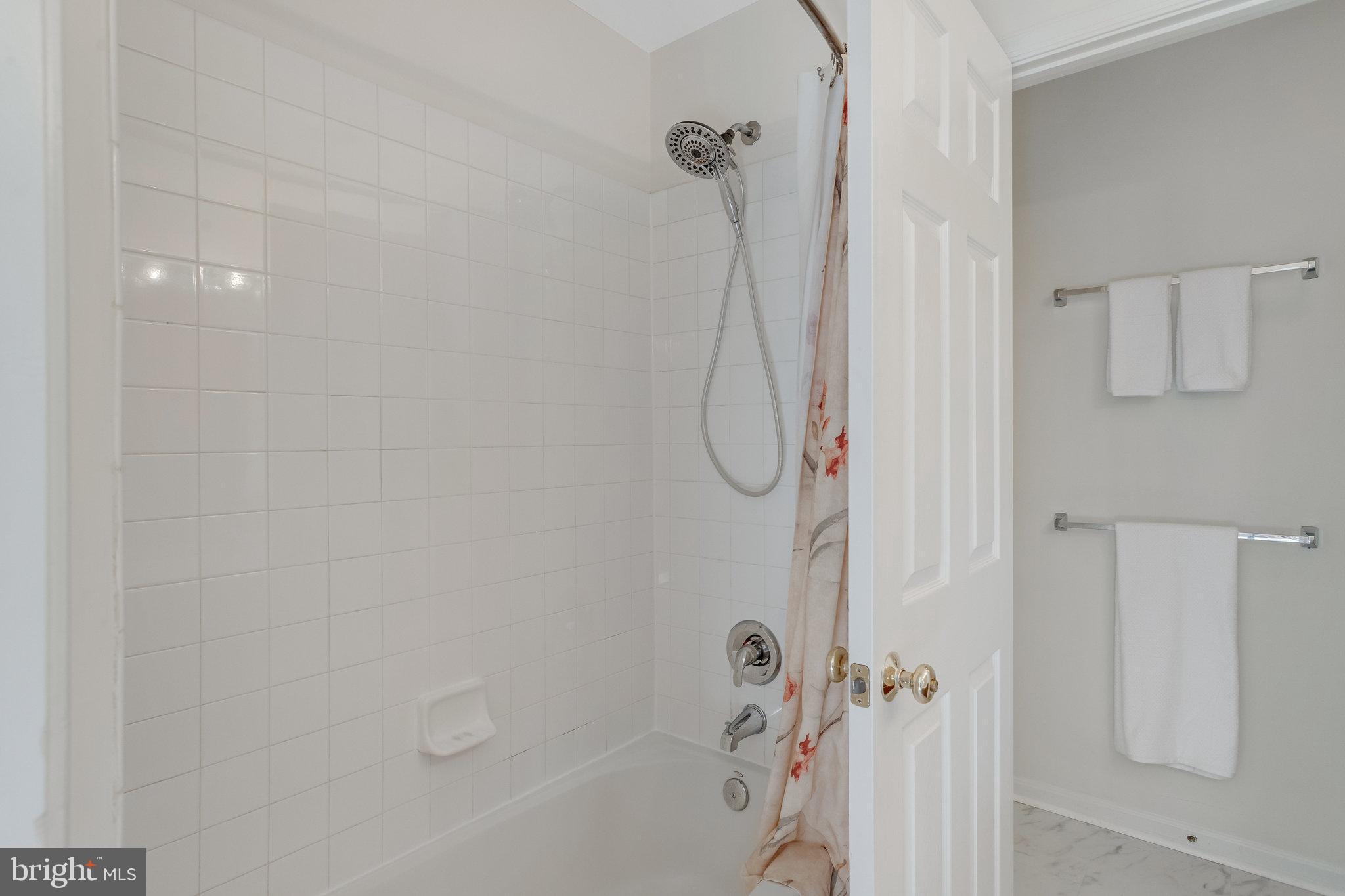 WINDING CREEK ESTATES - Residential