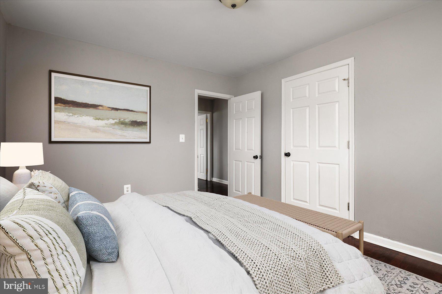 HAMILTON HILLS - Residential