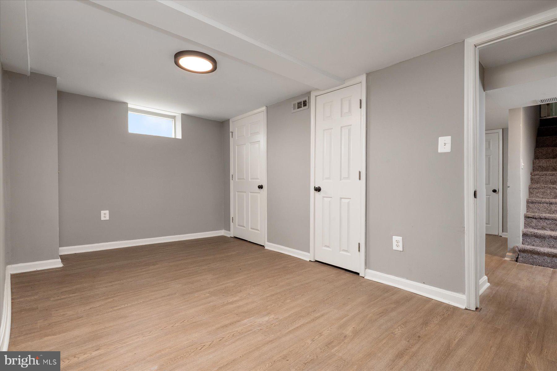 HAMILTON HILLS - Residential