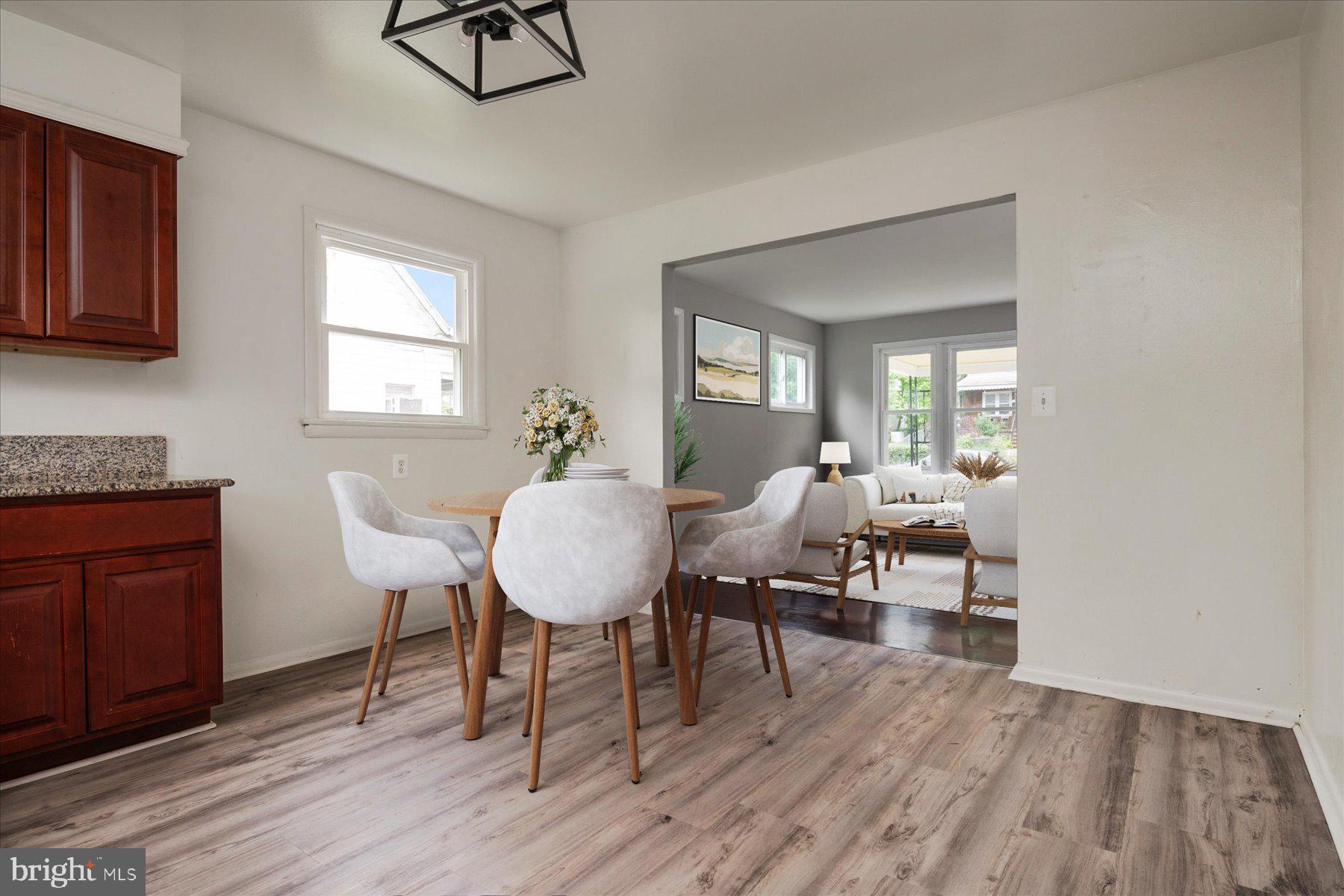 HAMILTON HILLS - Residential