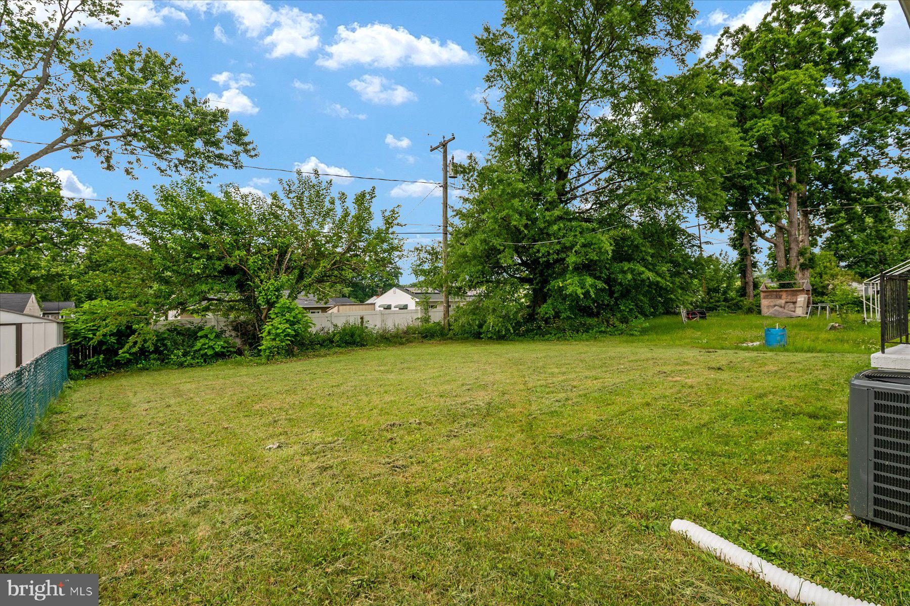 HAMILTON HILLS - Residential