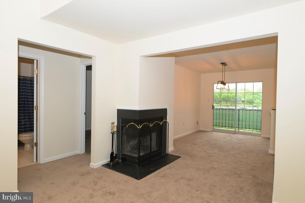 SEVEN OAKS - Residential