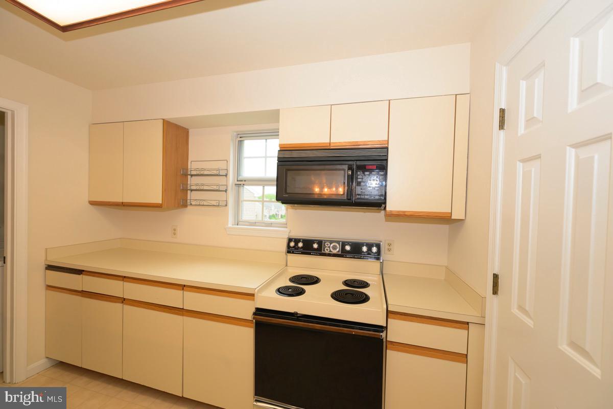 SEVEN OAKS - Residential