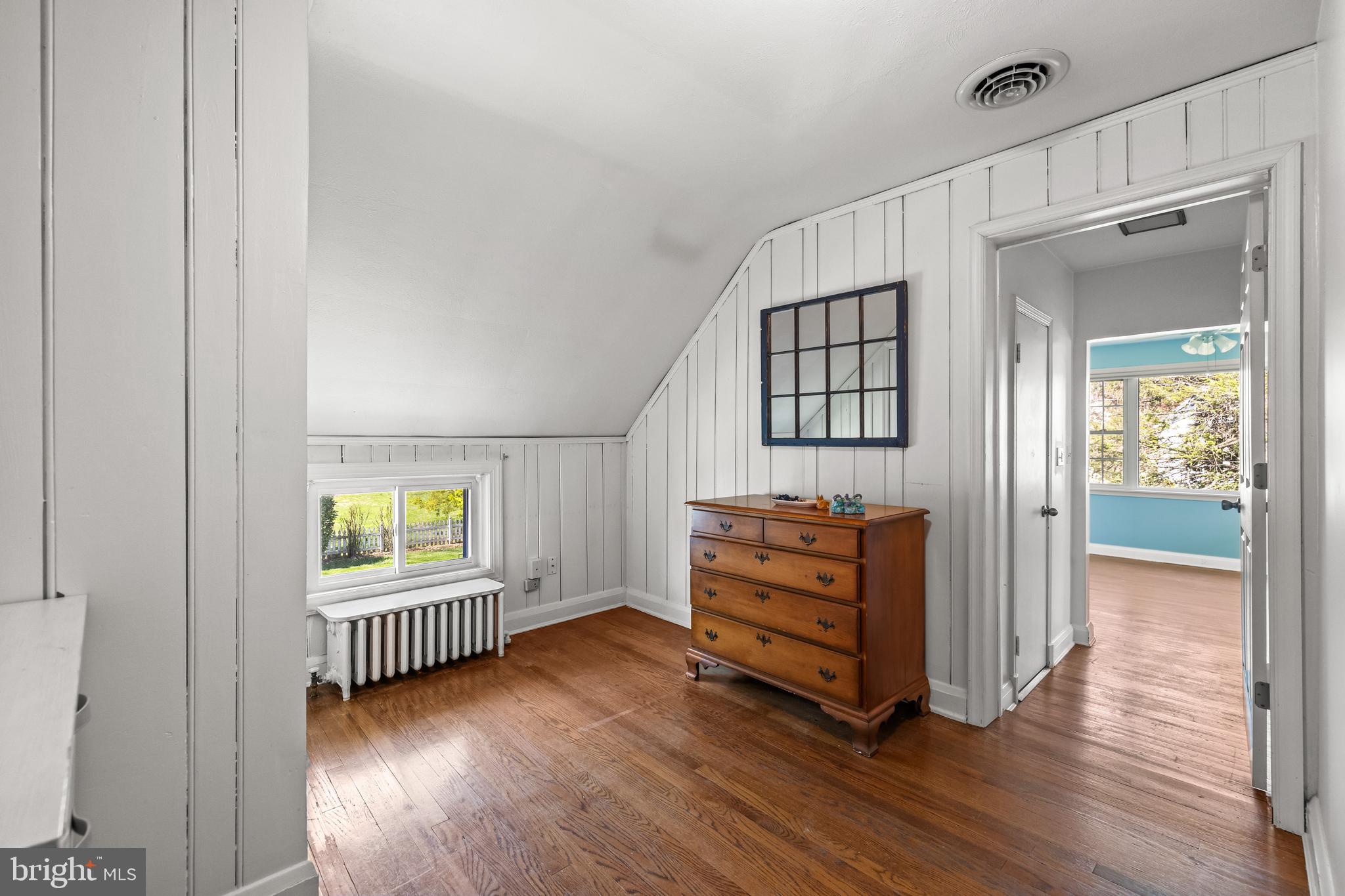 ROLAND PARK - Residential