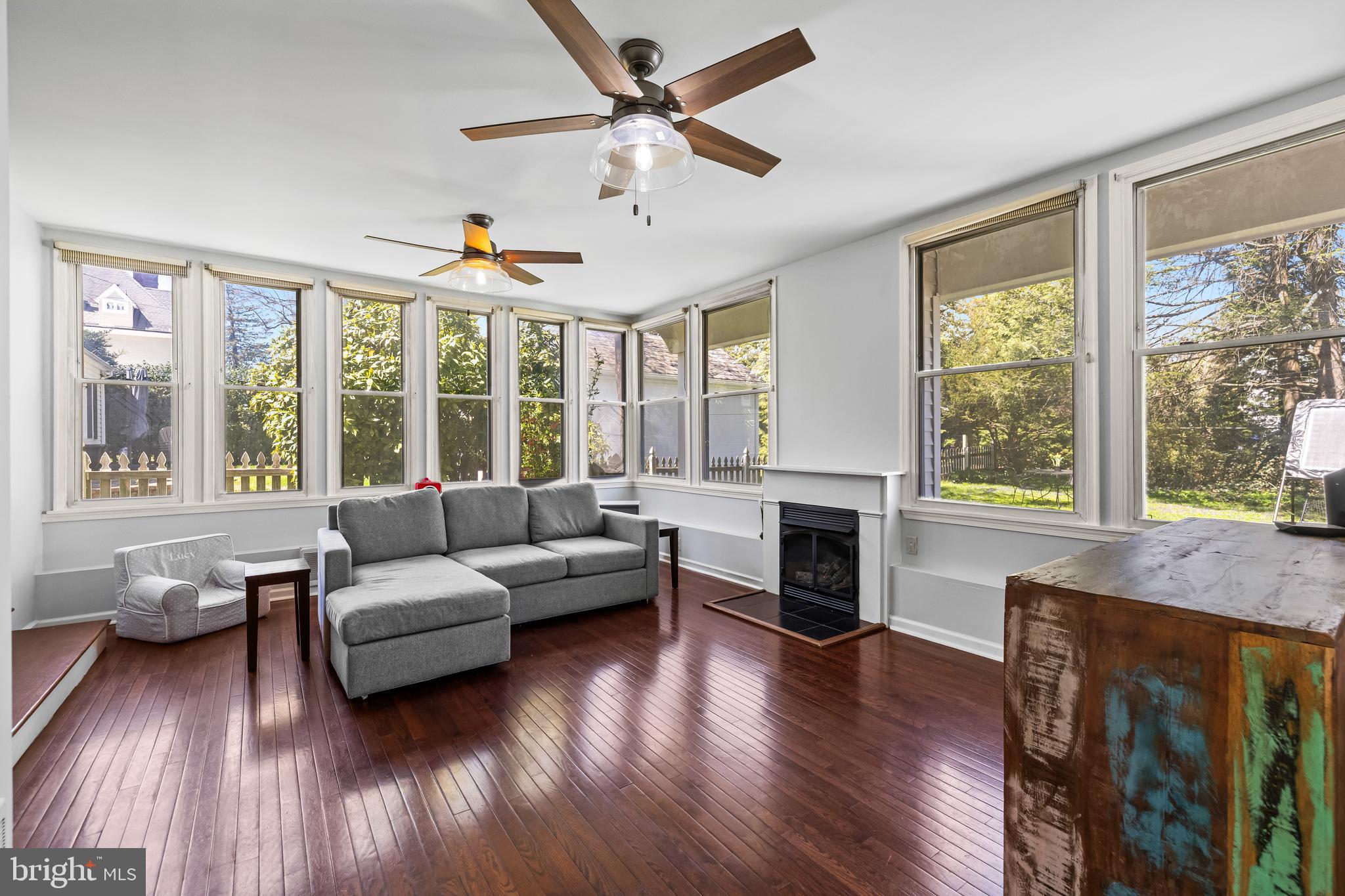 ROLAND PARK - Residential