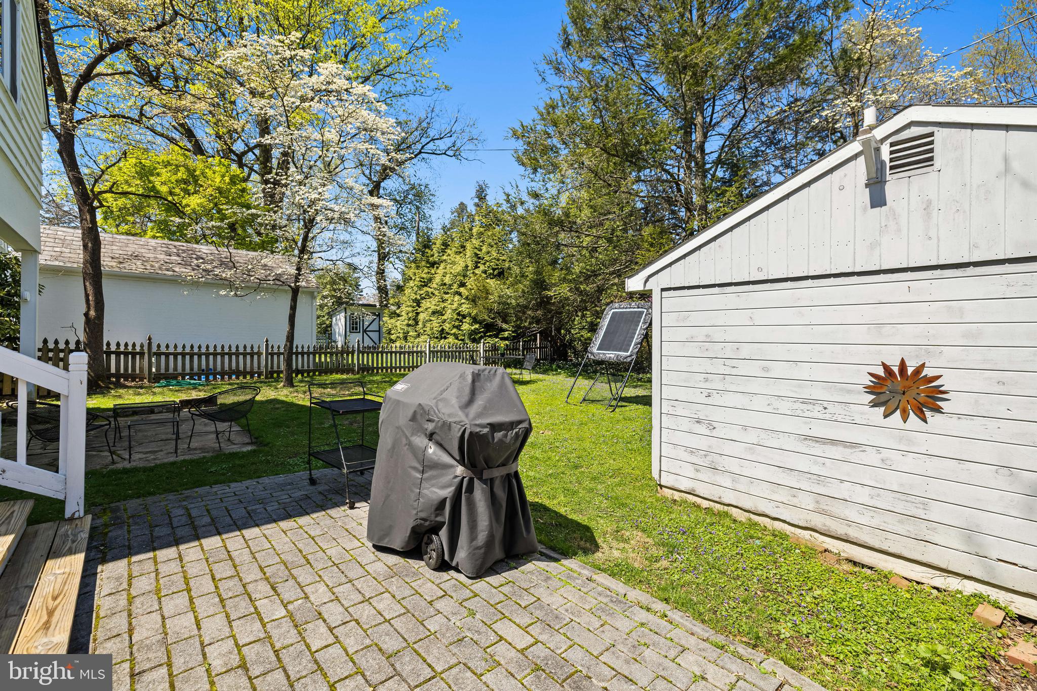 ROLAND PARK - Residential