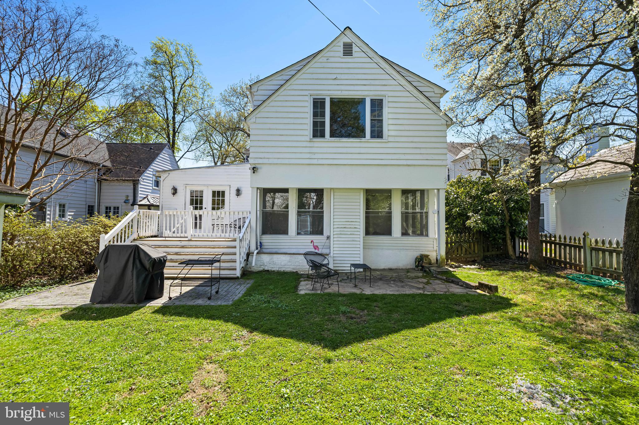 ROLAND PARK - Residential