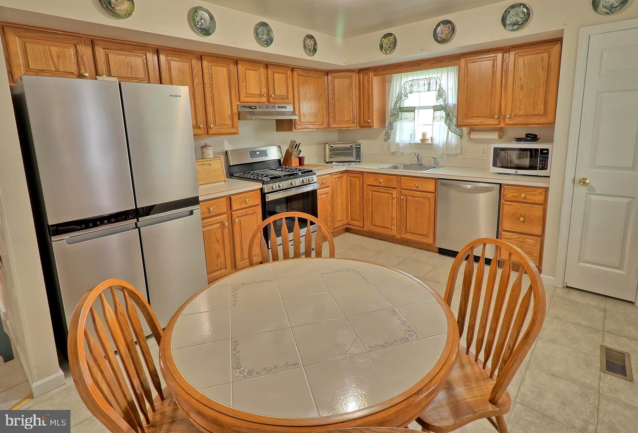 OAK VIEW ESTATES - Residential