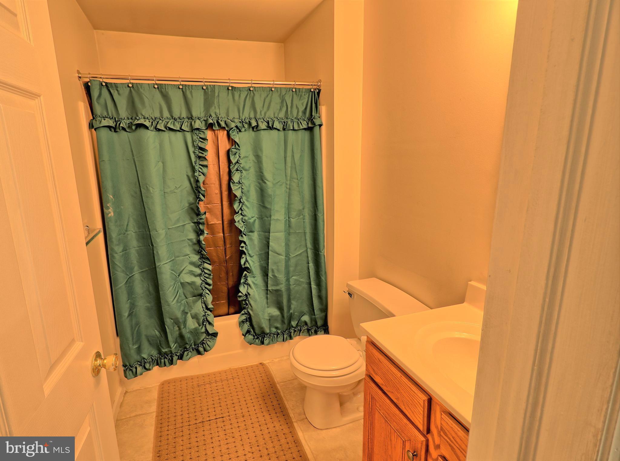 OAK VIEW ESTATES - Residential