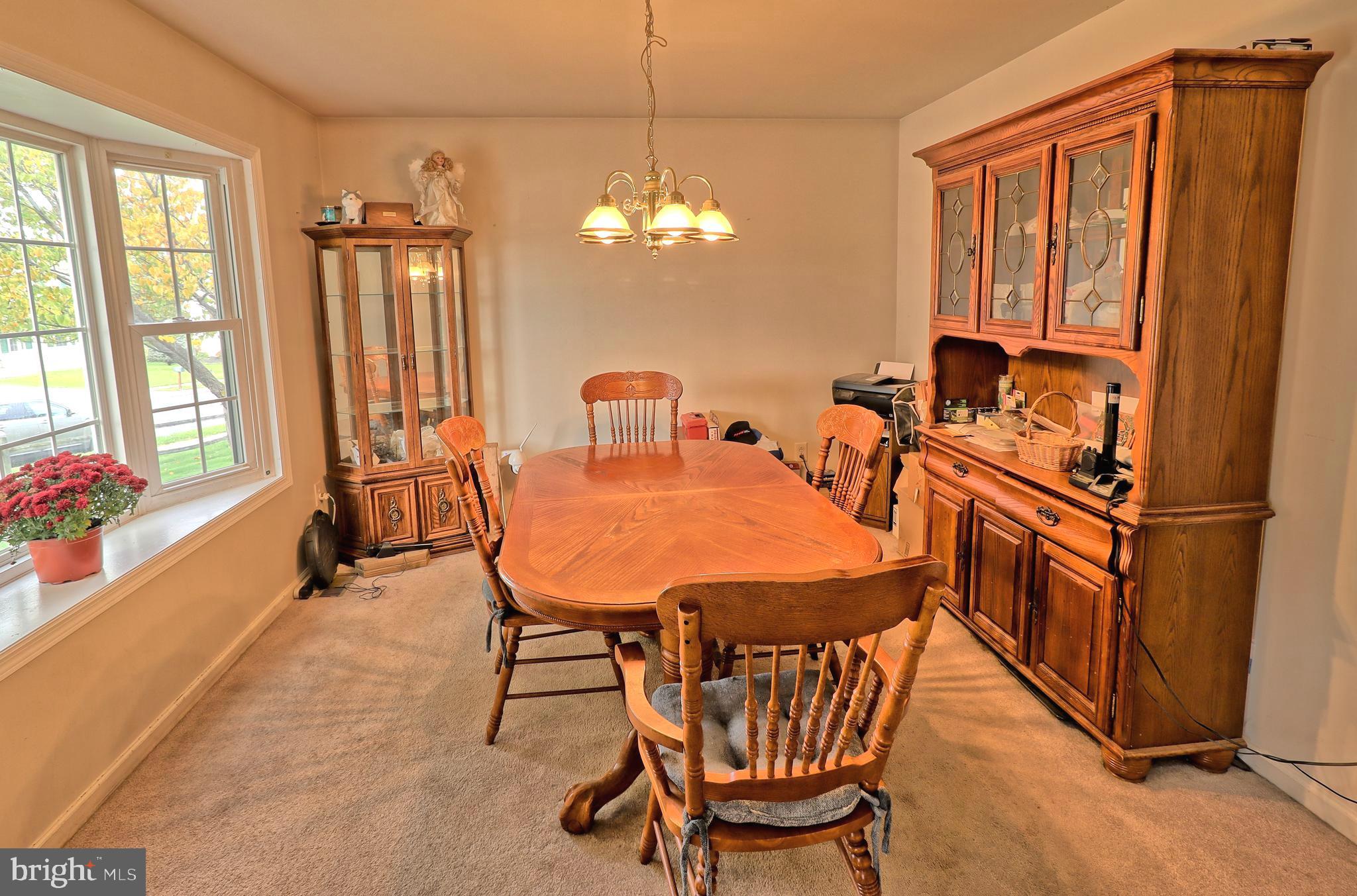 OAK VIEW ESTATES - Residential