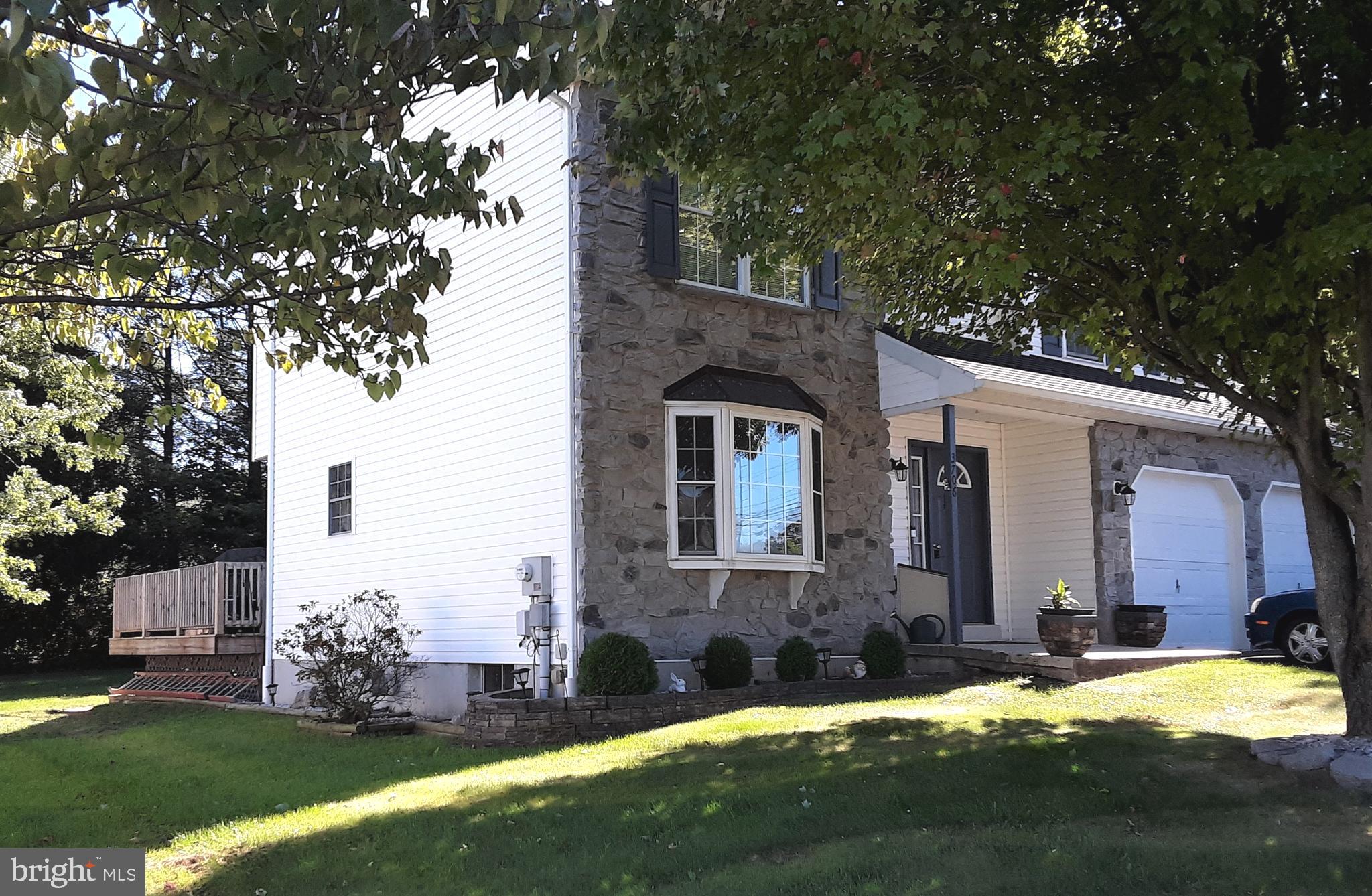 OAK VIEW ESTATES - Residential
