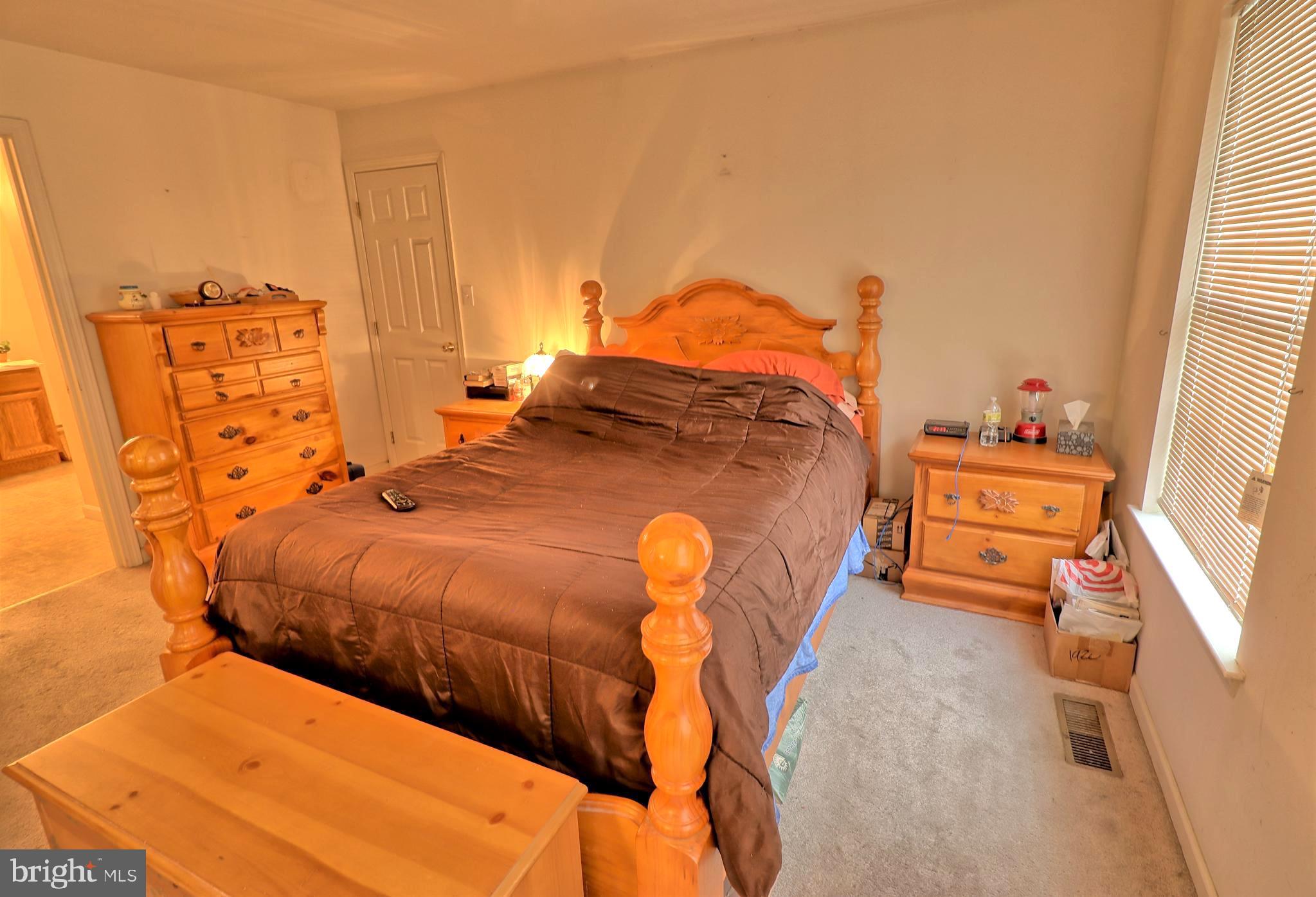 OAK VIEW ESTATES - Residential