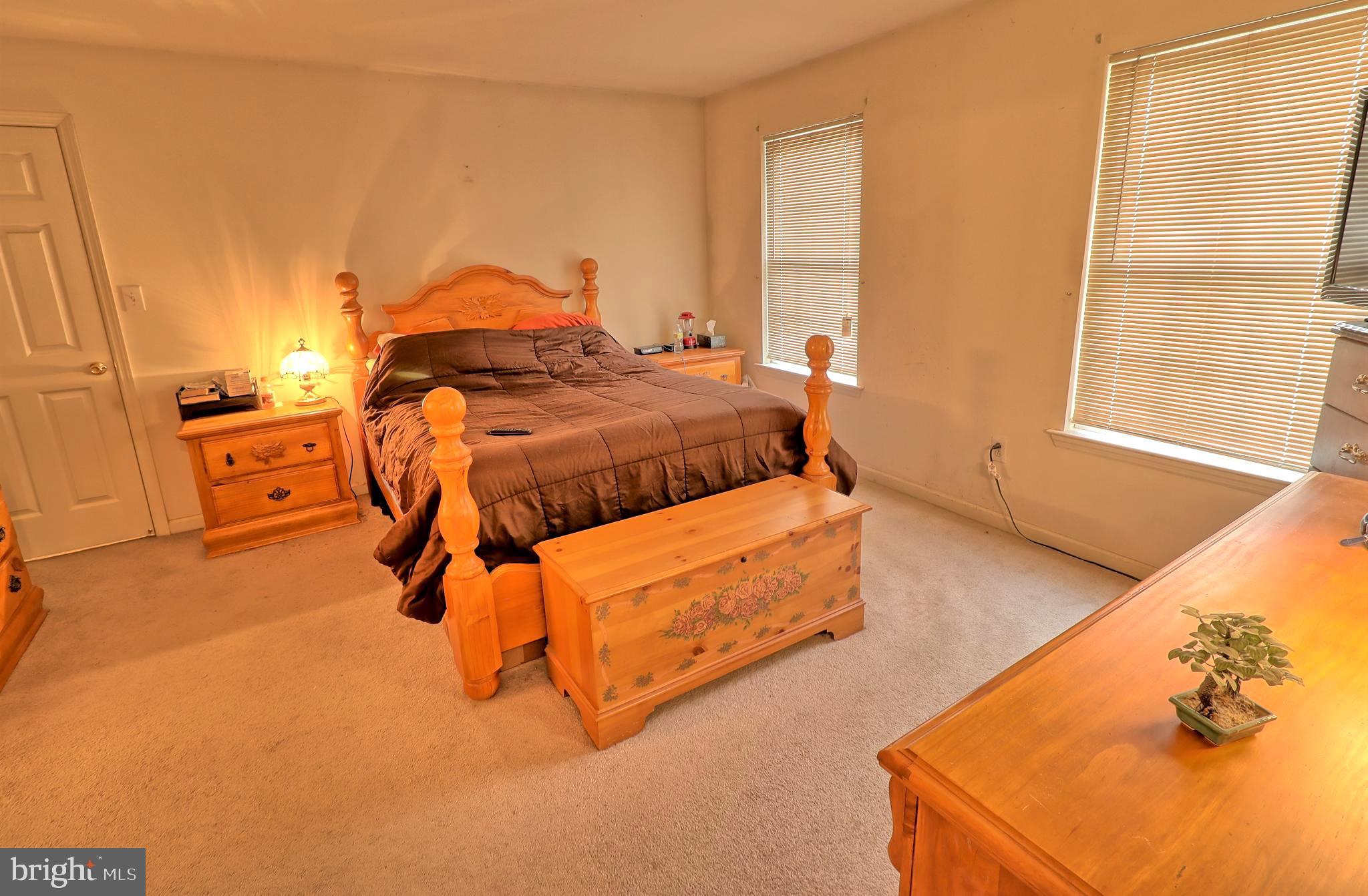 OAK VIEW ESTATES - Residential