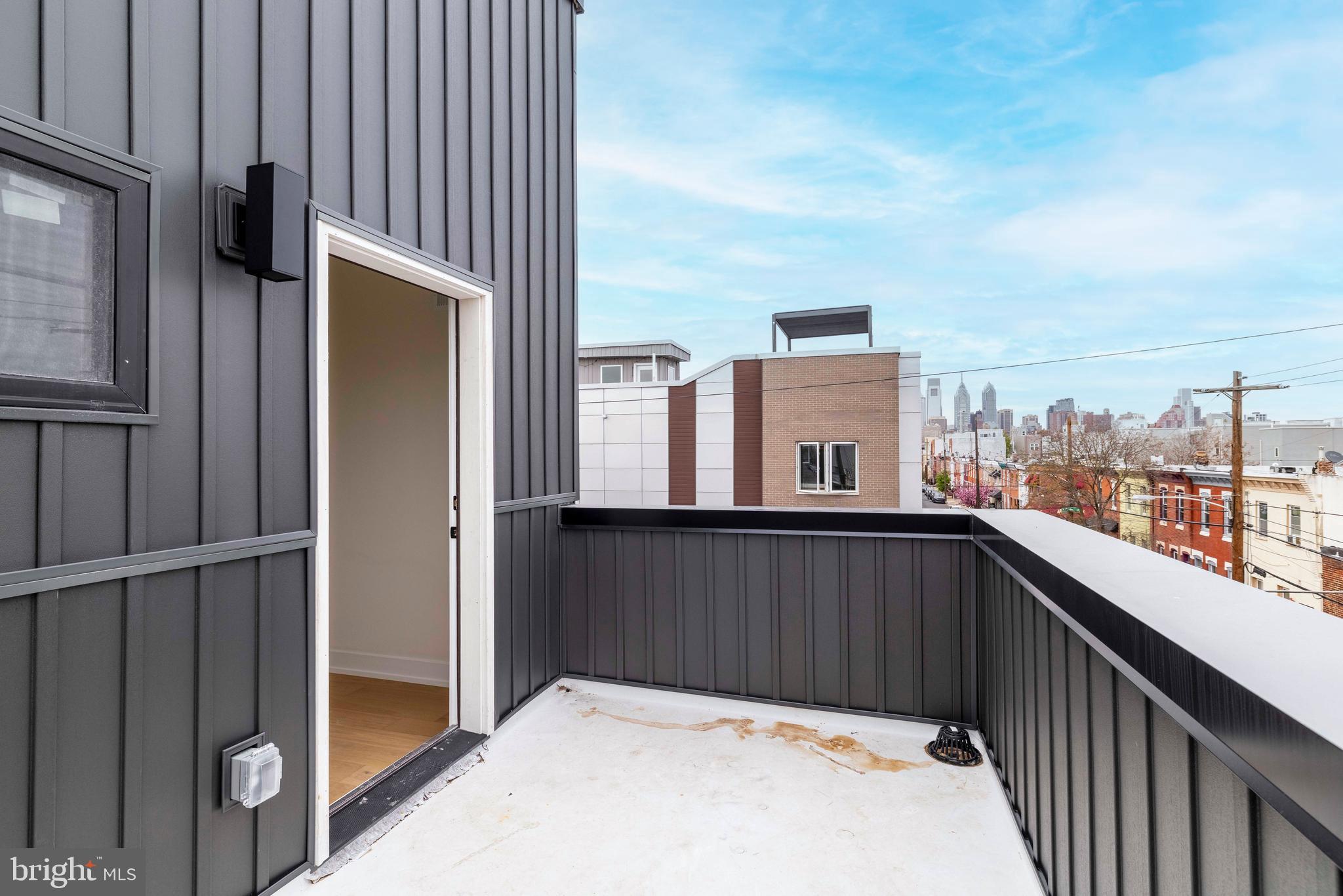 POINT BREEZE - Residential