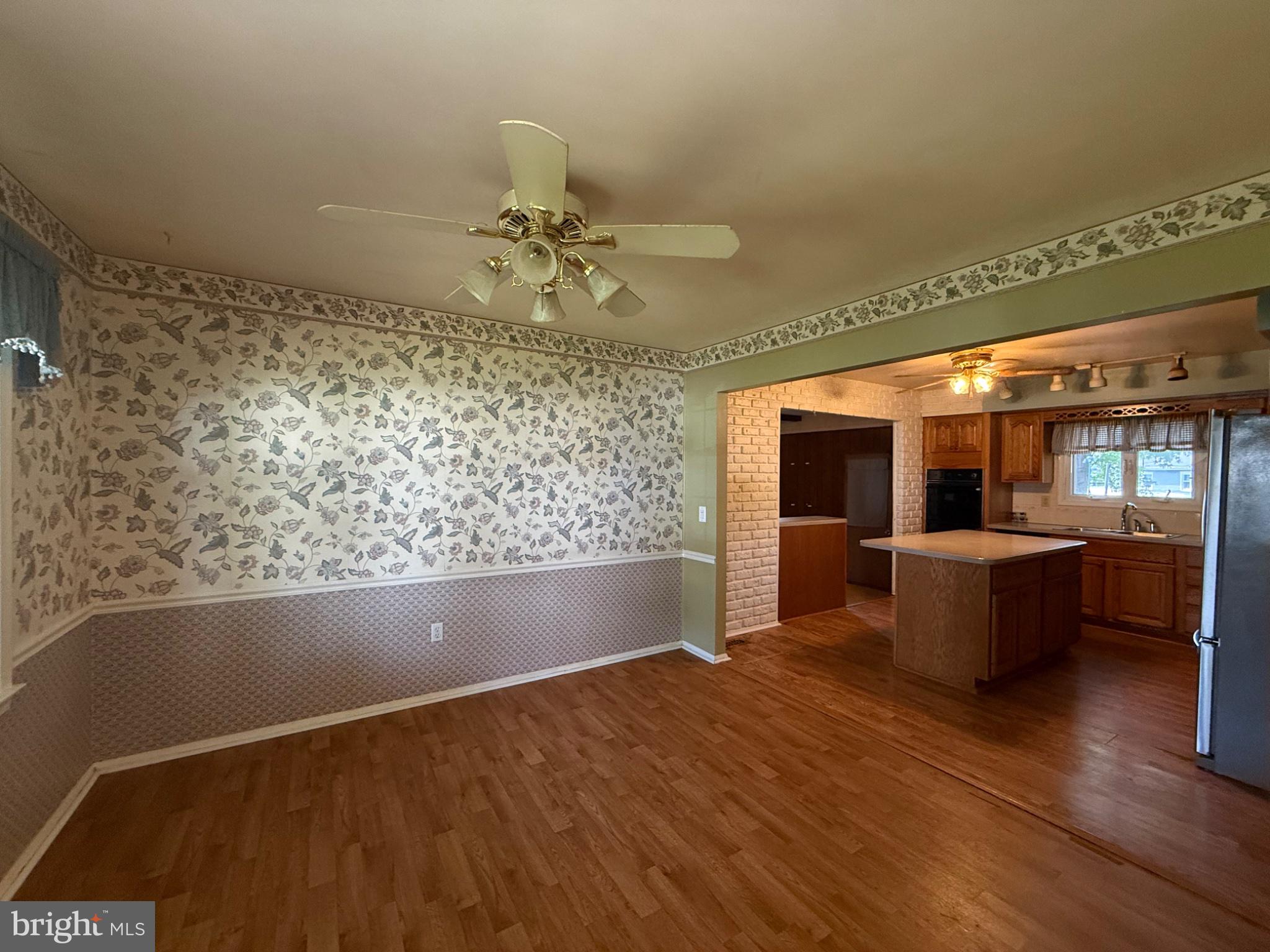 2 BERRYWOOD DRIVE