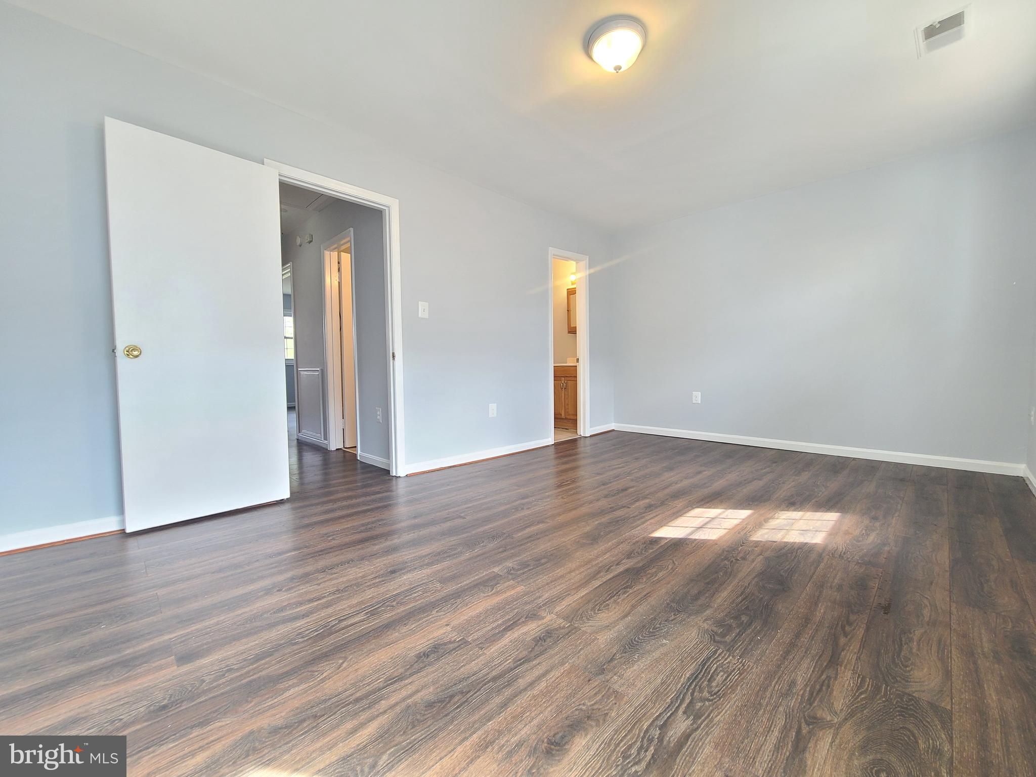 POINT OF WOODS - Residential