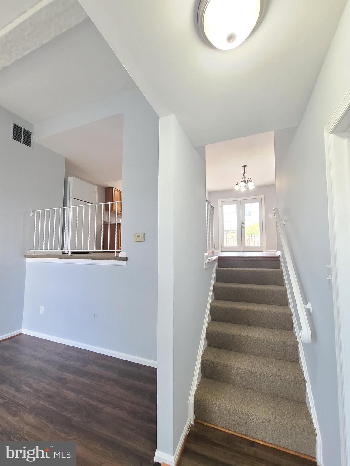 POINT OF WOODS - Residential