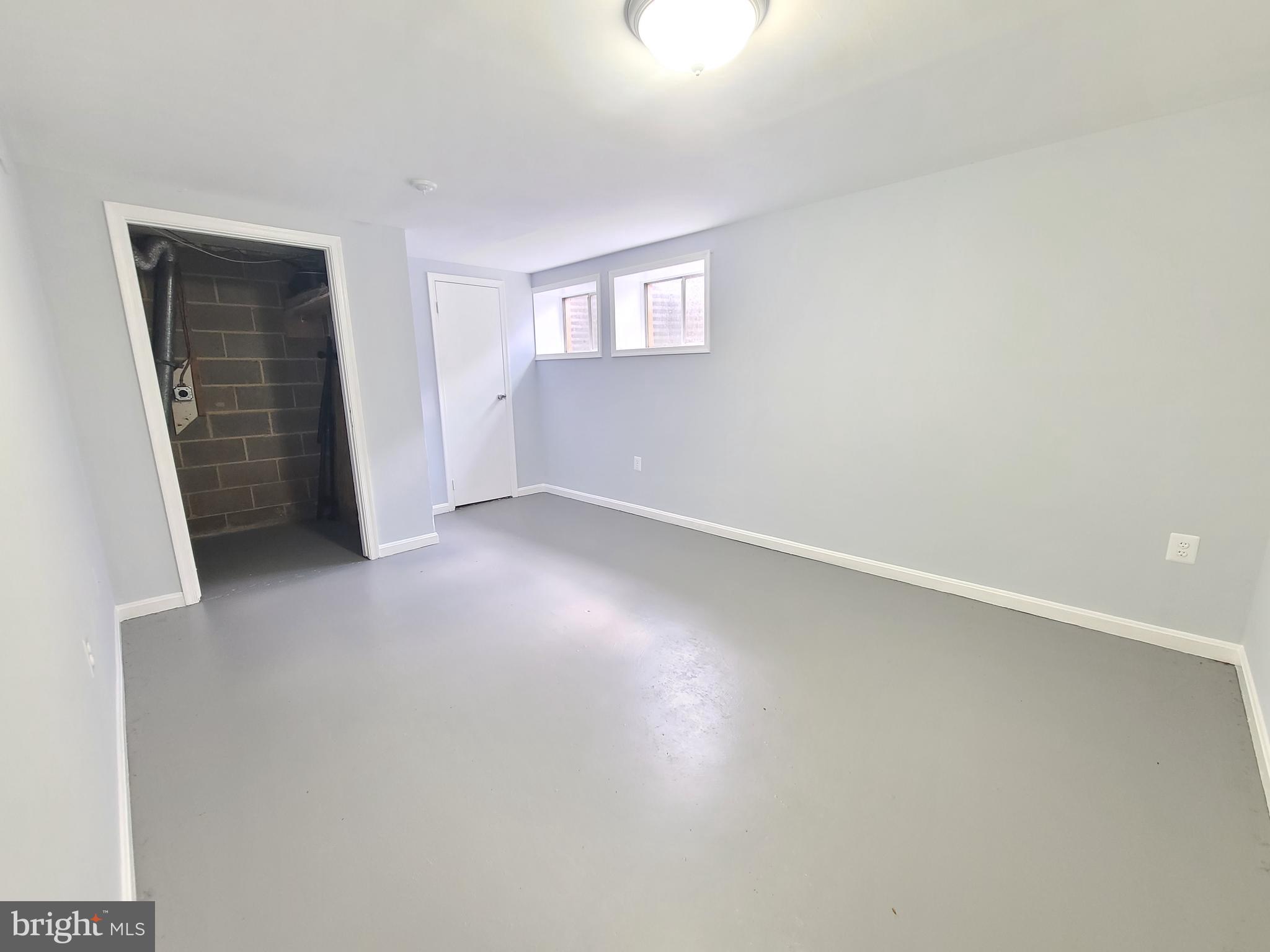 POINT OF WOODS - Residential