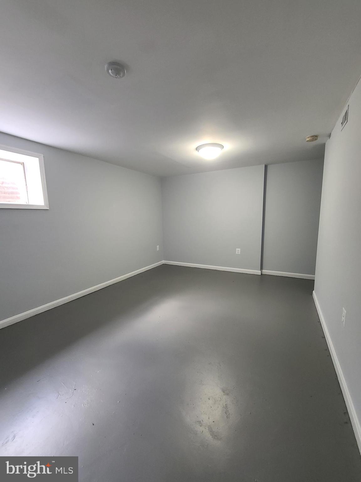 POINT OF WOODS - Residential