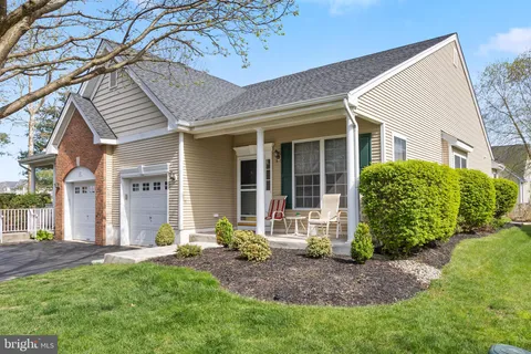 167 Burholme Drive, Hamilton, NJ MLS: NJME2075506