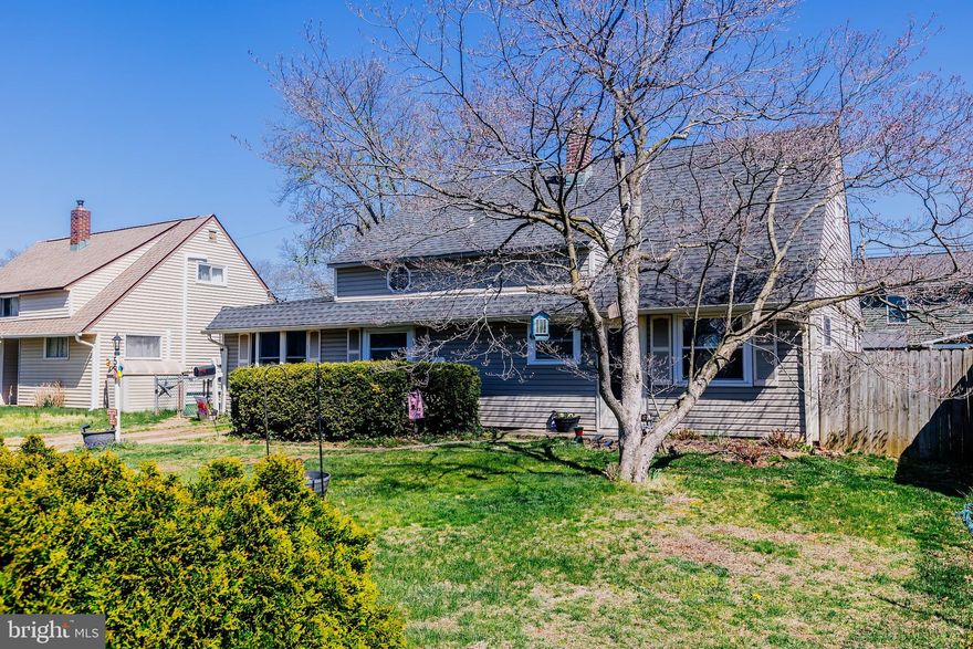 Welcome to 58 Nearwood Lane!  This expanded North Park home offers 3 bedroom 1 ½ baths and is located in award-winning Pennsbury Schools. The updated  kitchen features granite countertops, abundant cabinets, ceramic tile floors and an open floor plan tht flows into the formal dining room. New  flooring continues into the spacious living room, creating a bright and welcoming atmosphere. French door will lead you to the sunroom, filled with natural light and offering additional space for relaxing and entertaining. On the lower level, one bedroom features w/w carpets, and generously  sized closets.A second lower-leel room has been converted into a den, entrance area,or home office, offering gret flexibility for today’s lifestyle needs. Upstairs, you’ll find 2 bedrooms with  huge closets and built-in dresser , providing plenty of storage. Additional storage is available in the workshop just off the dining room.Outside, the backyards is a good  size, fully fenced and features a paver patio ready for summer barbecues and outside gatherings. Conveniently located close to schools, restaurants, shopping, train station, and major highways.Come make this house your home

PROPERTY QUALIFIES FOR Community Lending Program with People Security Trust Bank NO PMI · 1% Below Market 30 year Fixed interest Rate (currently 5.25 %) · Not just for low income borrowers · Conventional Loan Up to 97% LTV