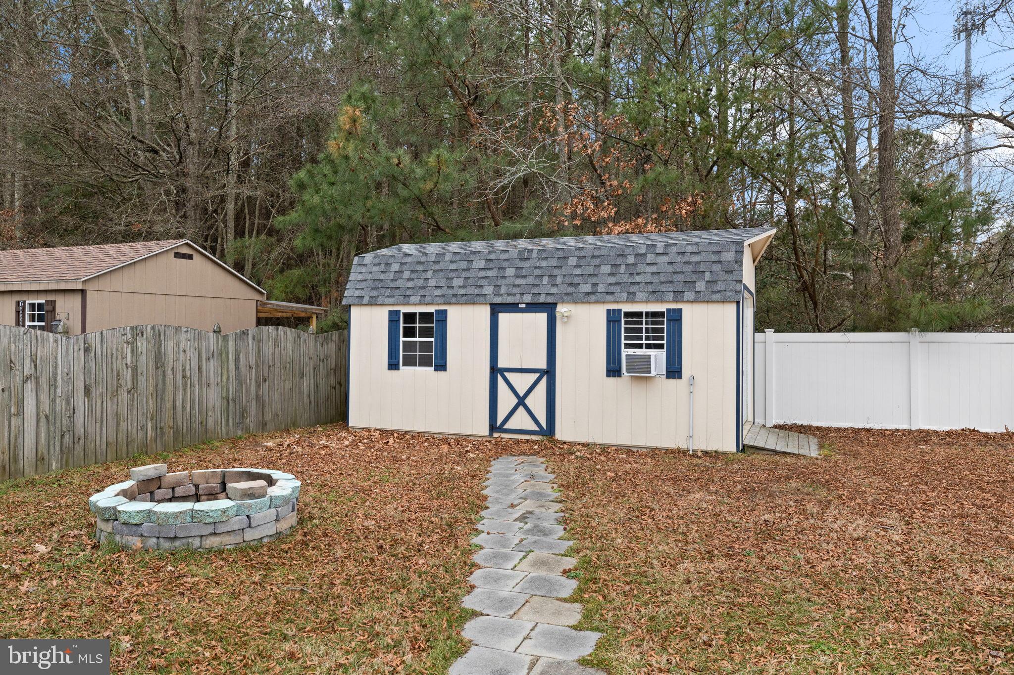 WESTMORELAND SHORES - Residential