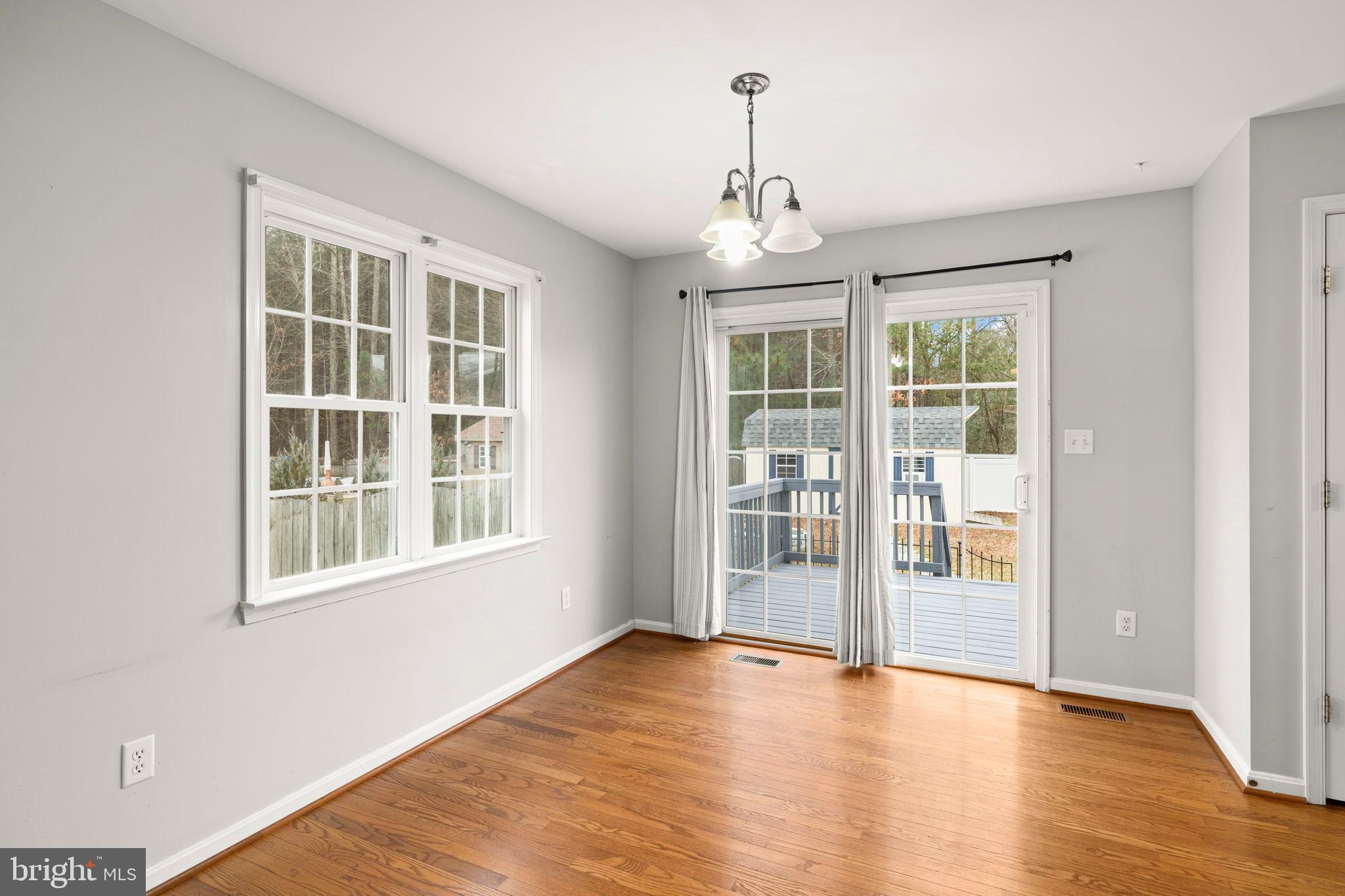 WESTMORELAND SHORES - Residential