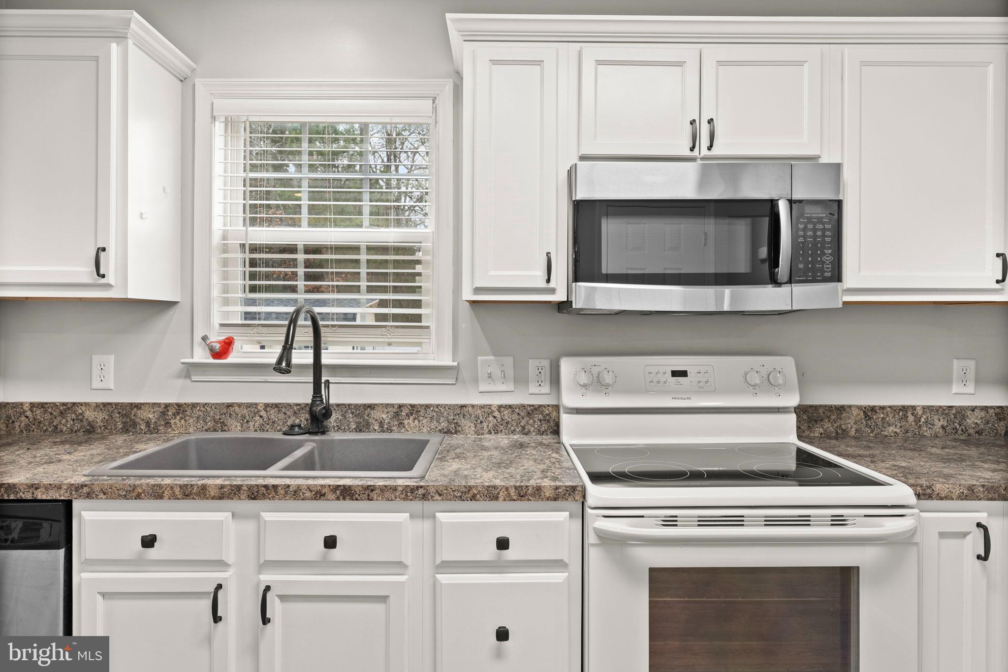 WESTMORELAND SHORES - Residential