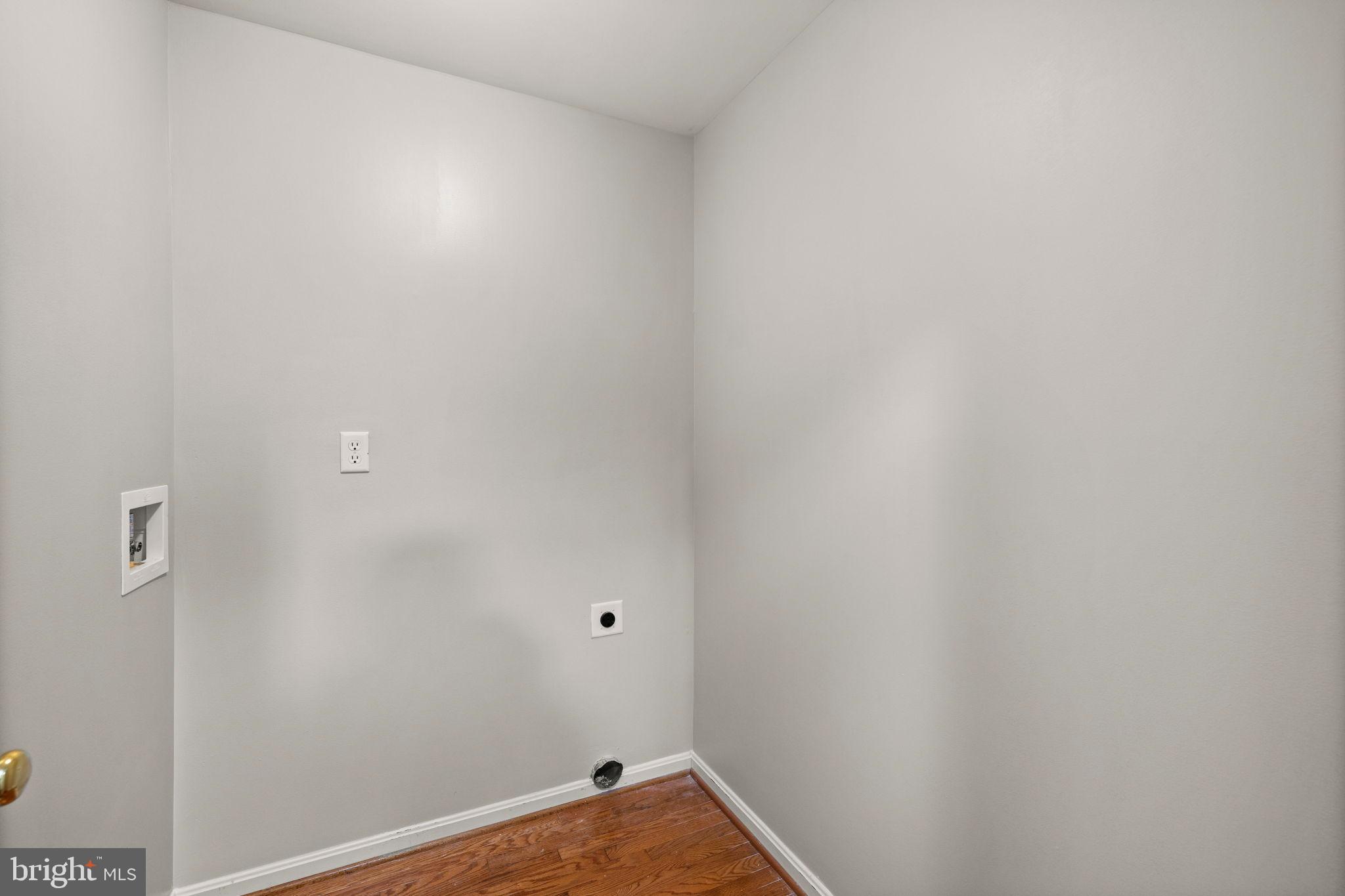 WESTMORELAND SHORES - Residential