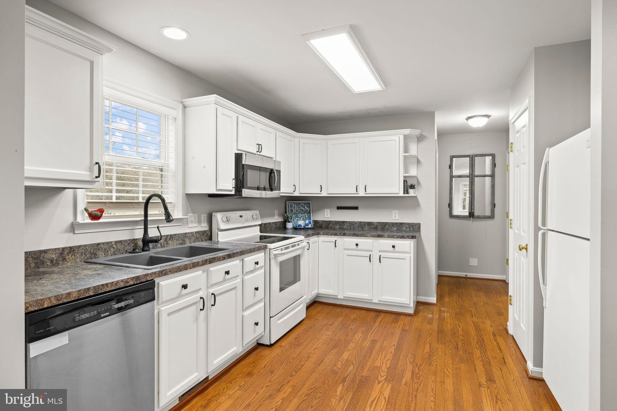 WESTMORELAND SHORES - Residential