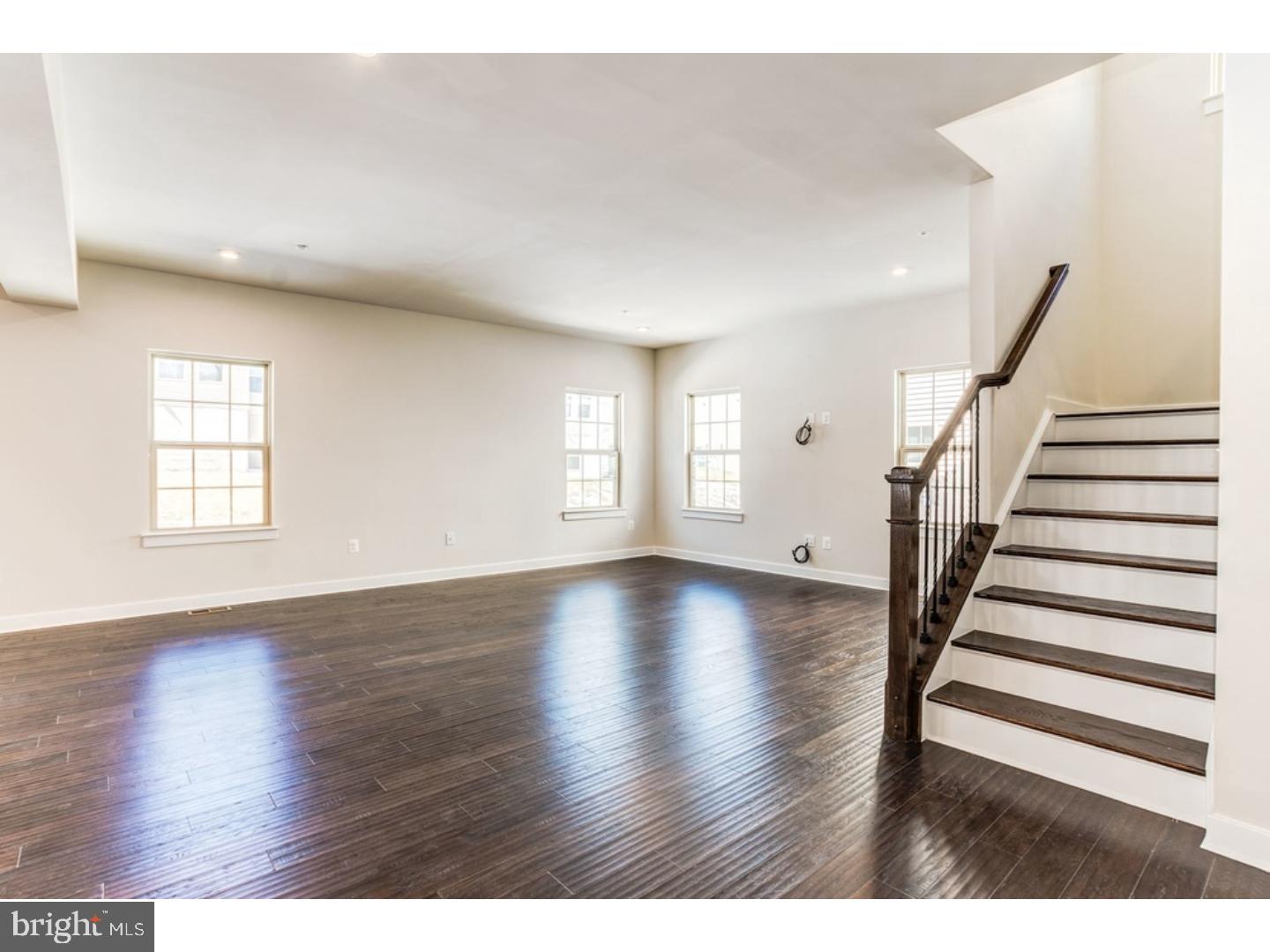 BRADFORD WALK - Residential