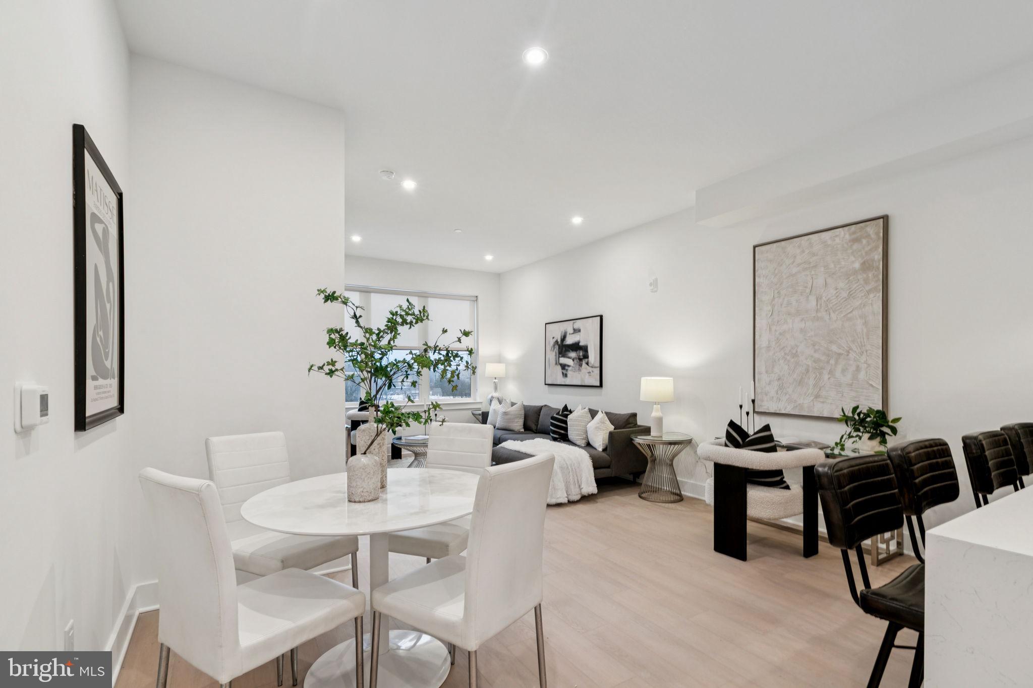 20 W ALLENS LANE 30 310