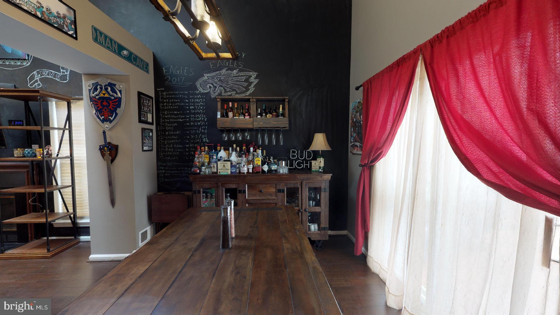 ENFIELD CHASE PLAT FOUR - Residential