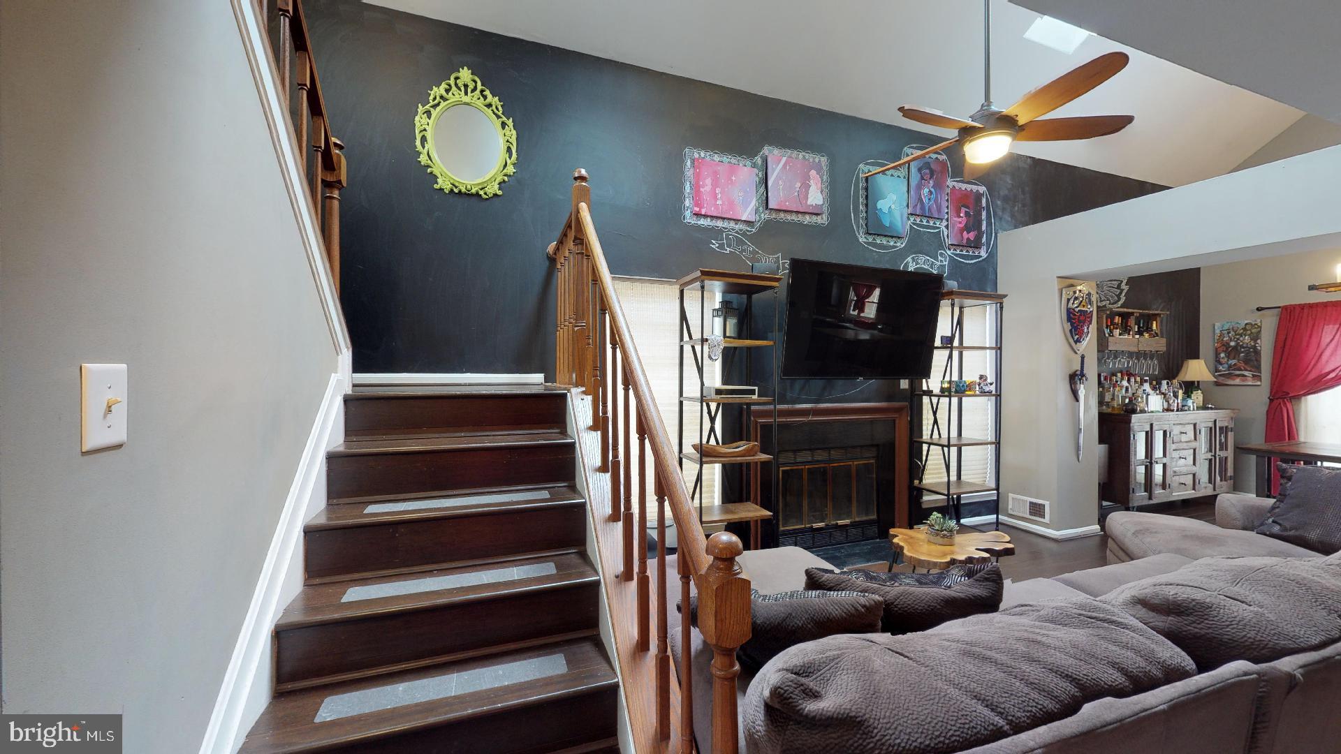 ENFIELD CHASE PLAT FOUR - Residential