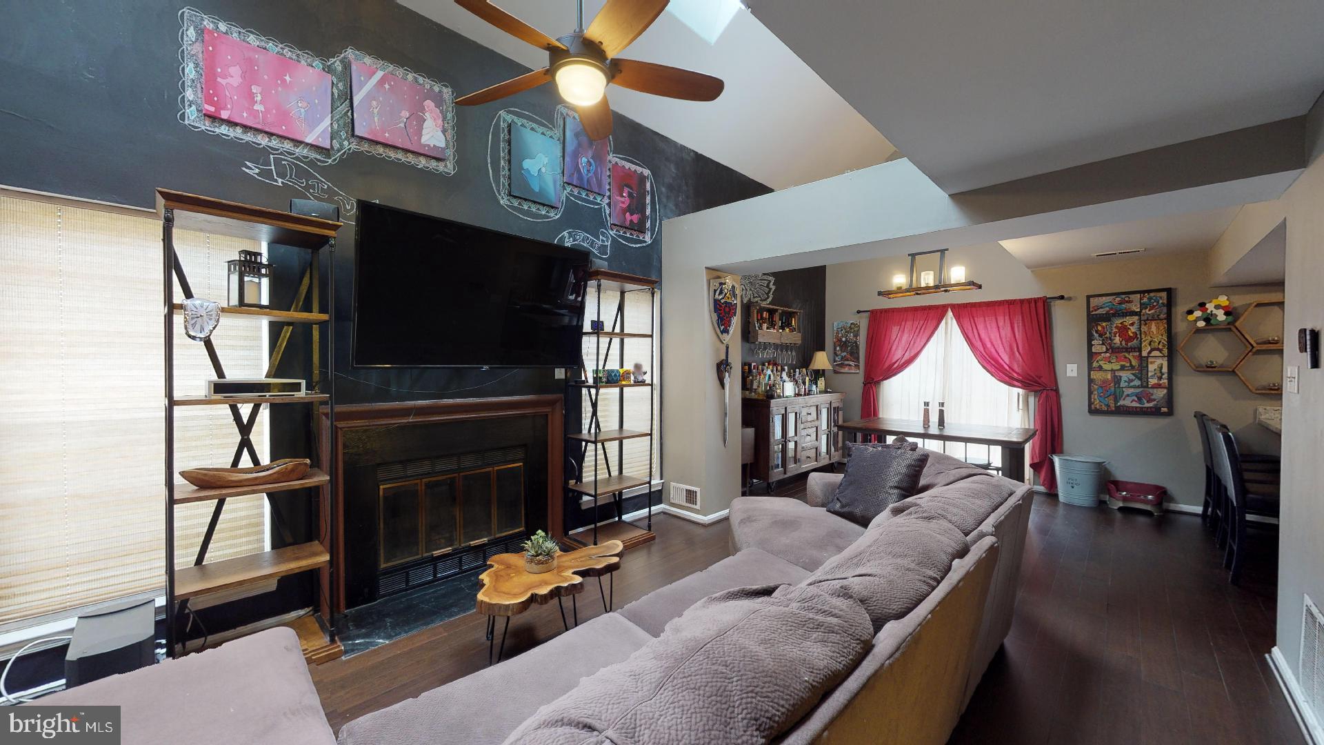 ENFIELD CHASE PLAT FOUR - Residential