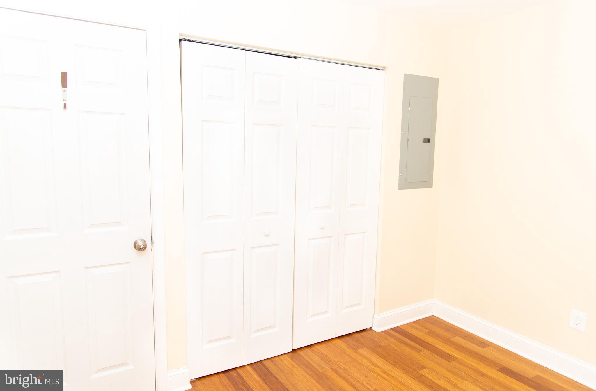 CAROLE HIGHLANDS - Residential