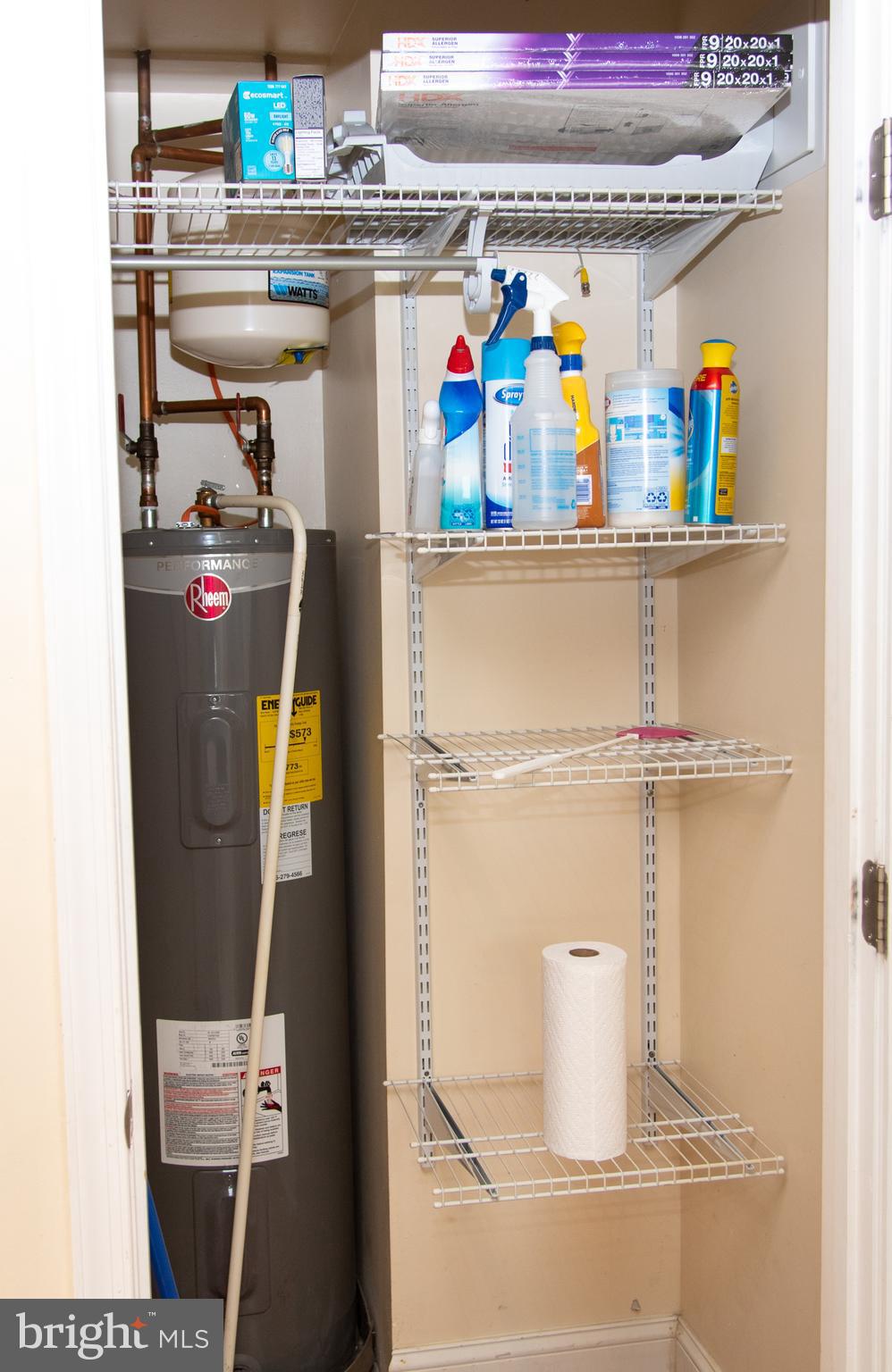 CAROLE HIGHLANDS - Residential