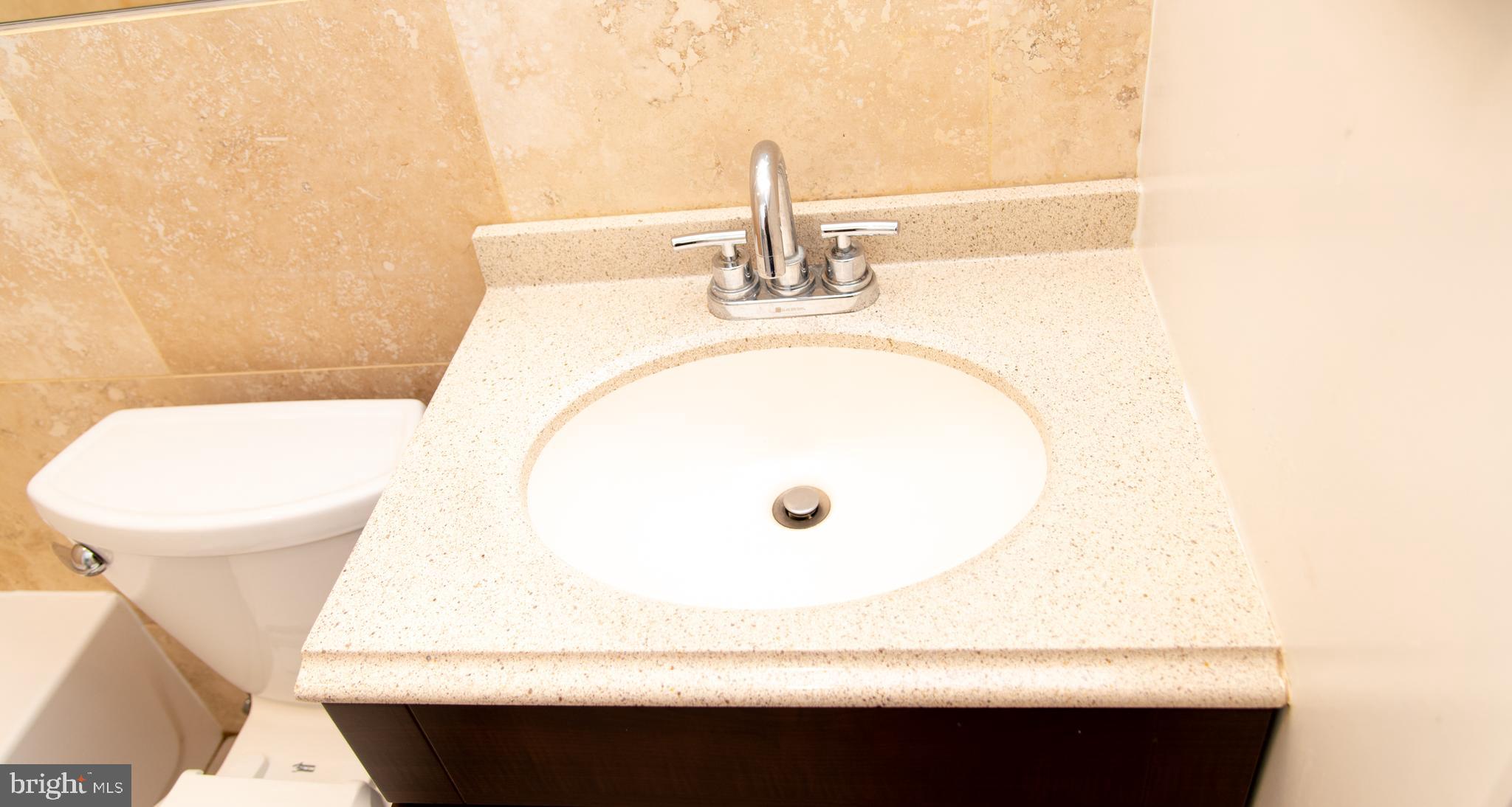 CAROLE HIGHLANDS - Residential