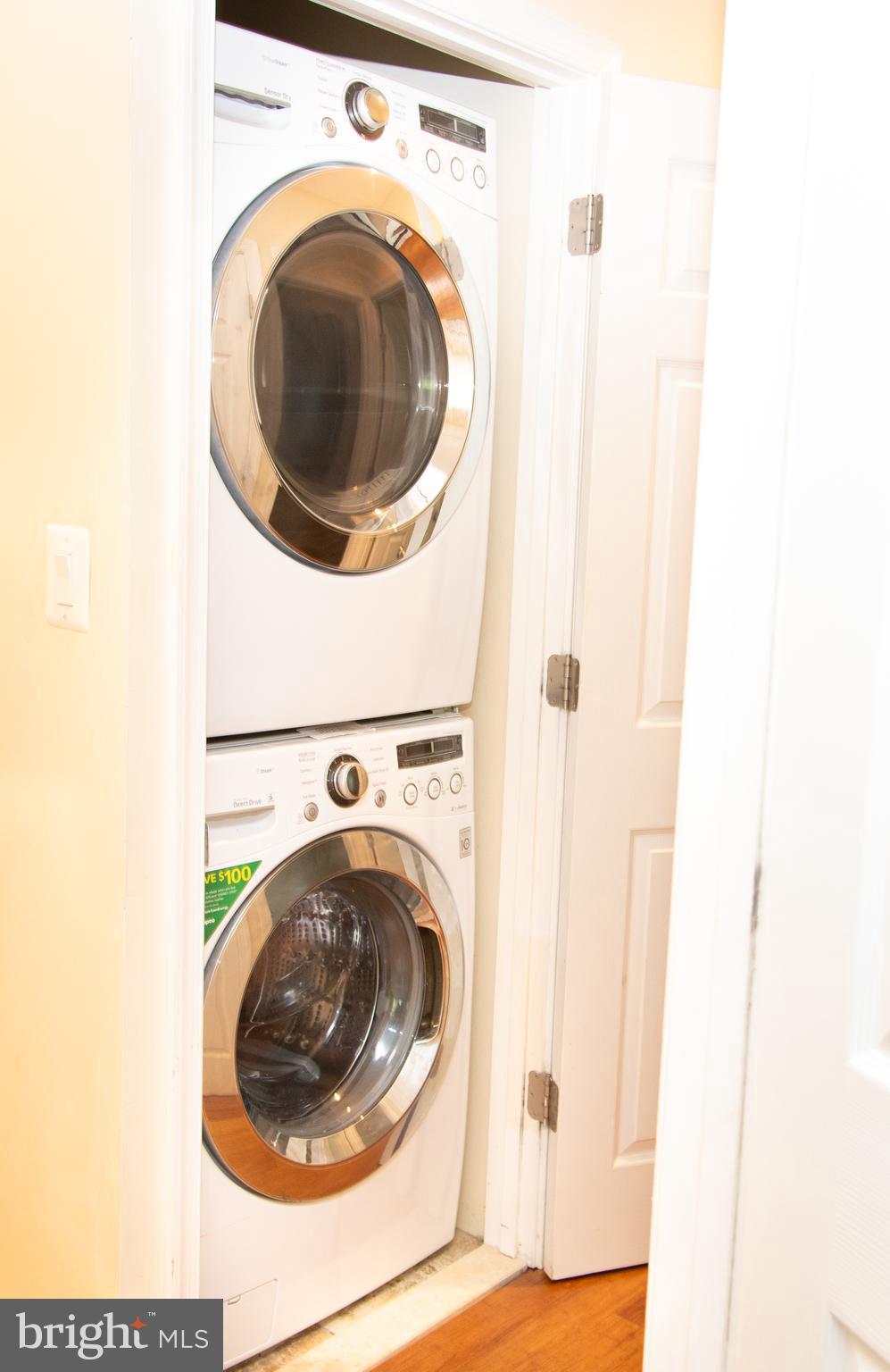 CAROLE HIGHLANDS - Residential